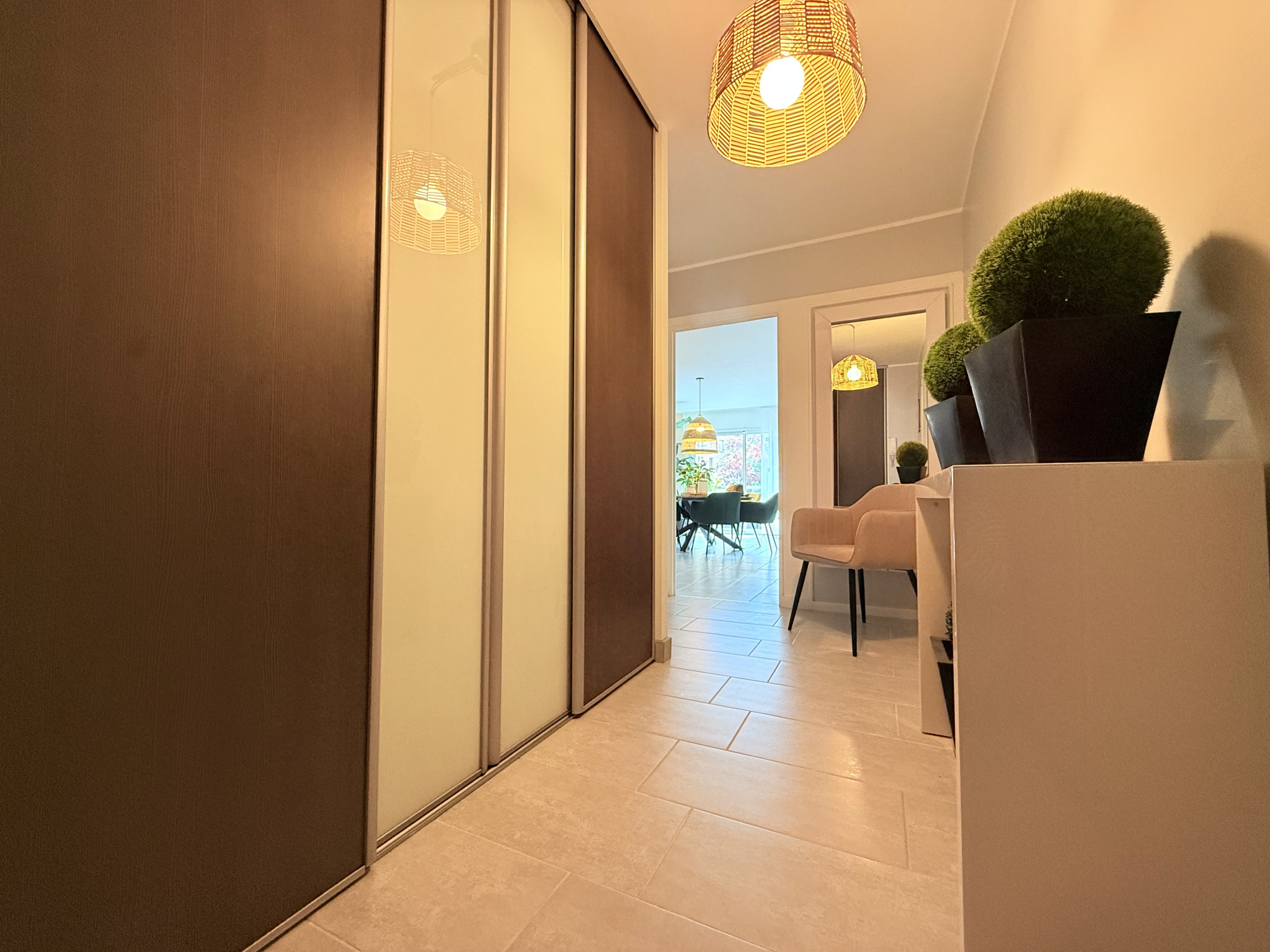 (73) SAINT-JEAN DE MAURIENNE - Sublime T4 - Terrasse, Cave & Garage - Expo Sud. #16