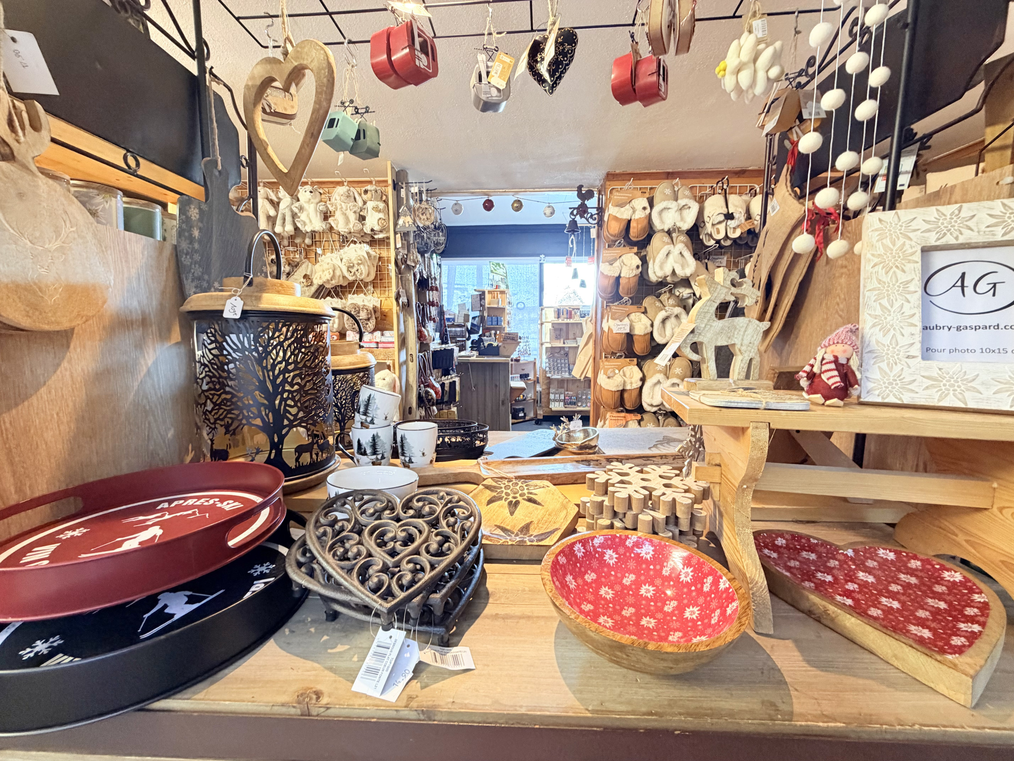 (73) ALBIEZ-MONTROND - MURS COMMERCIAUX - EMPLACEMENT No1 AU CŒUR DU VILLAGE #7