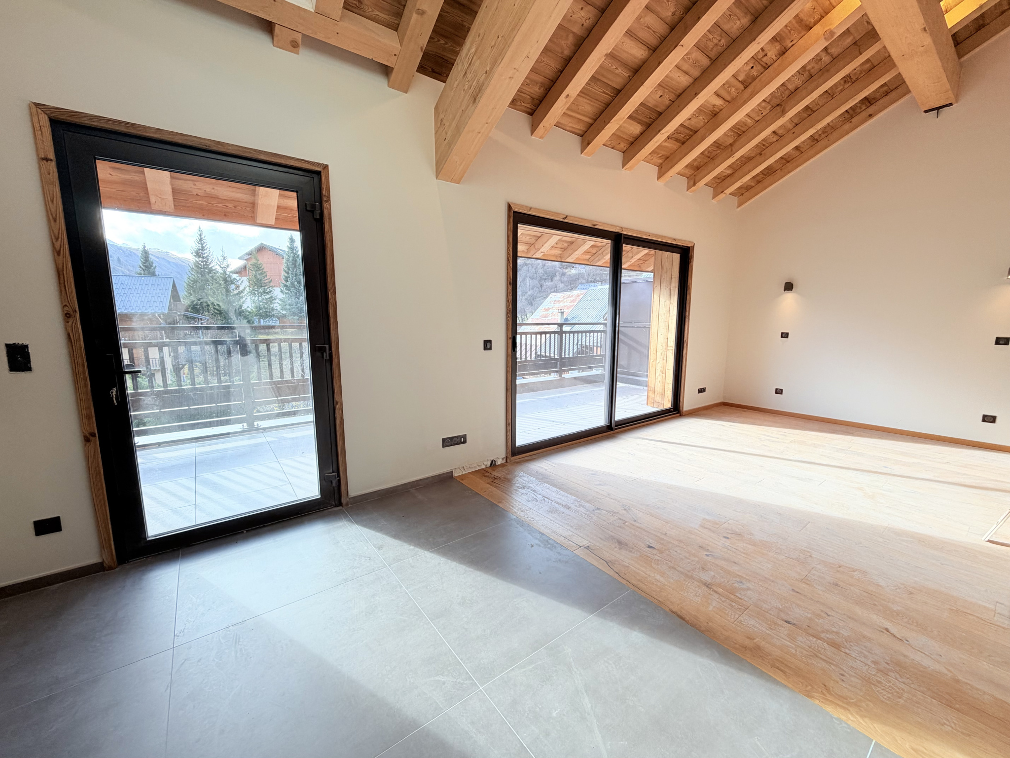 (73) SAINT-SORLIN D'ARVES - Sublime T4 Duplex - Vaste terrasse - Double Garage - Vue & Accès pistes #8