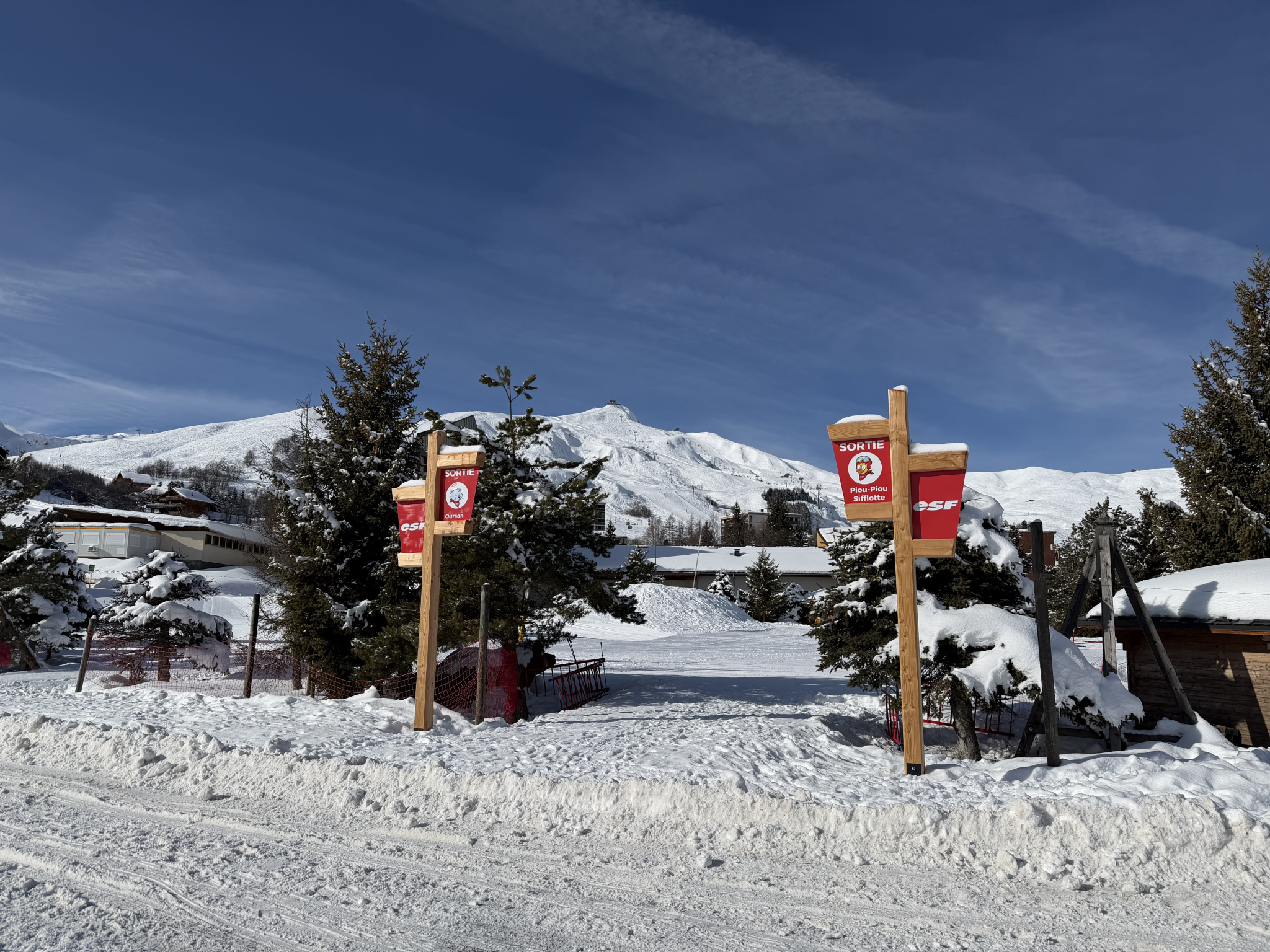 (73) LA TOUSSUIRE - REMARQUABLE CHALET 2023 - 10 CH - Vue panoramique - Accès pistes - Sauna #12