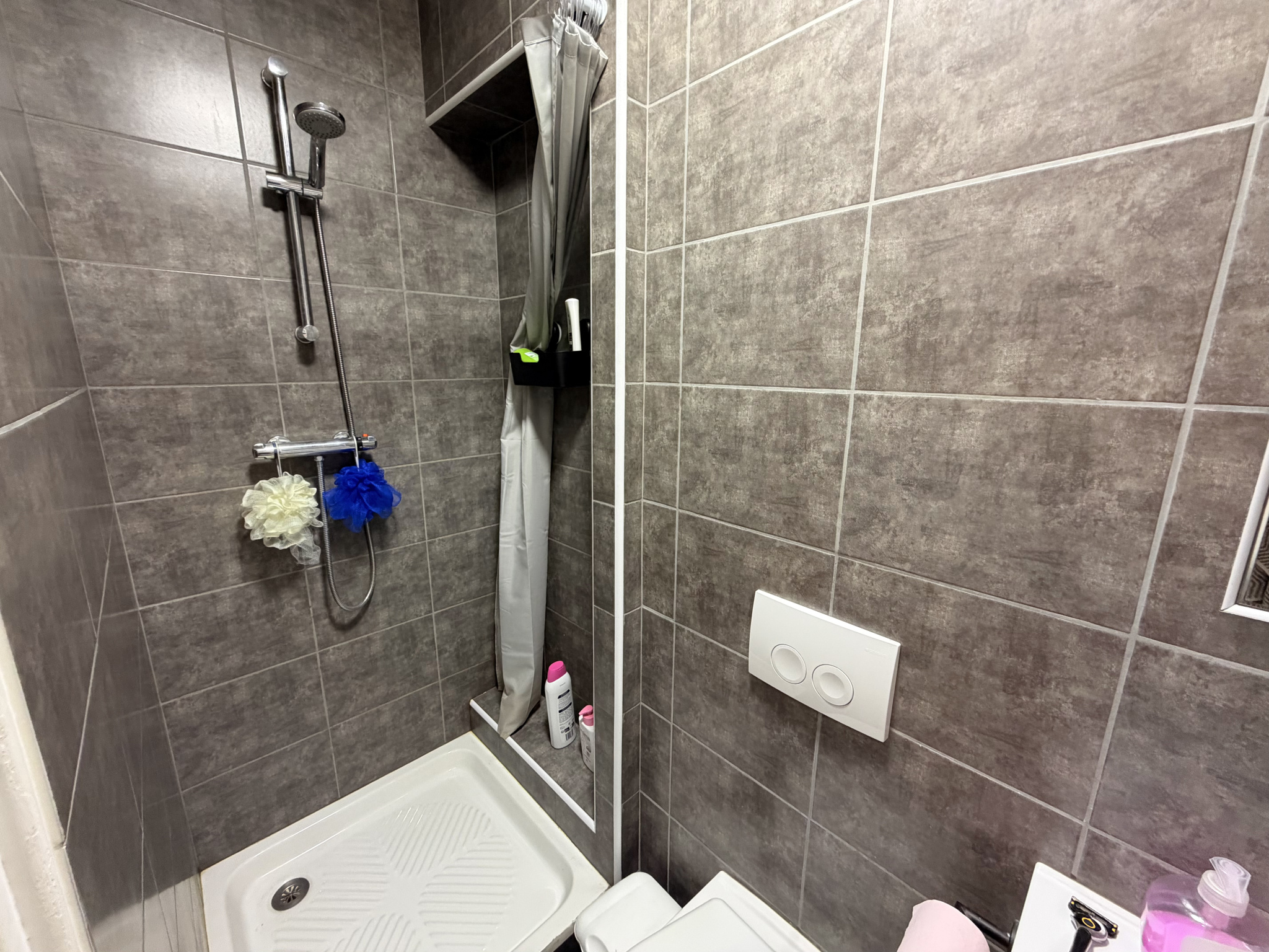 À VENDRE - BEVEL IMMOBILIER (73) SAINT-MICHEL-DE-MAURIENNE   HYPER CENTRE IMMEUBLE DE RAPPORT   200 m2 HABITAB #13