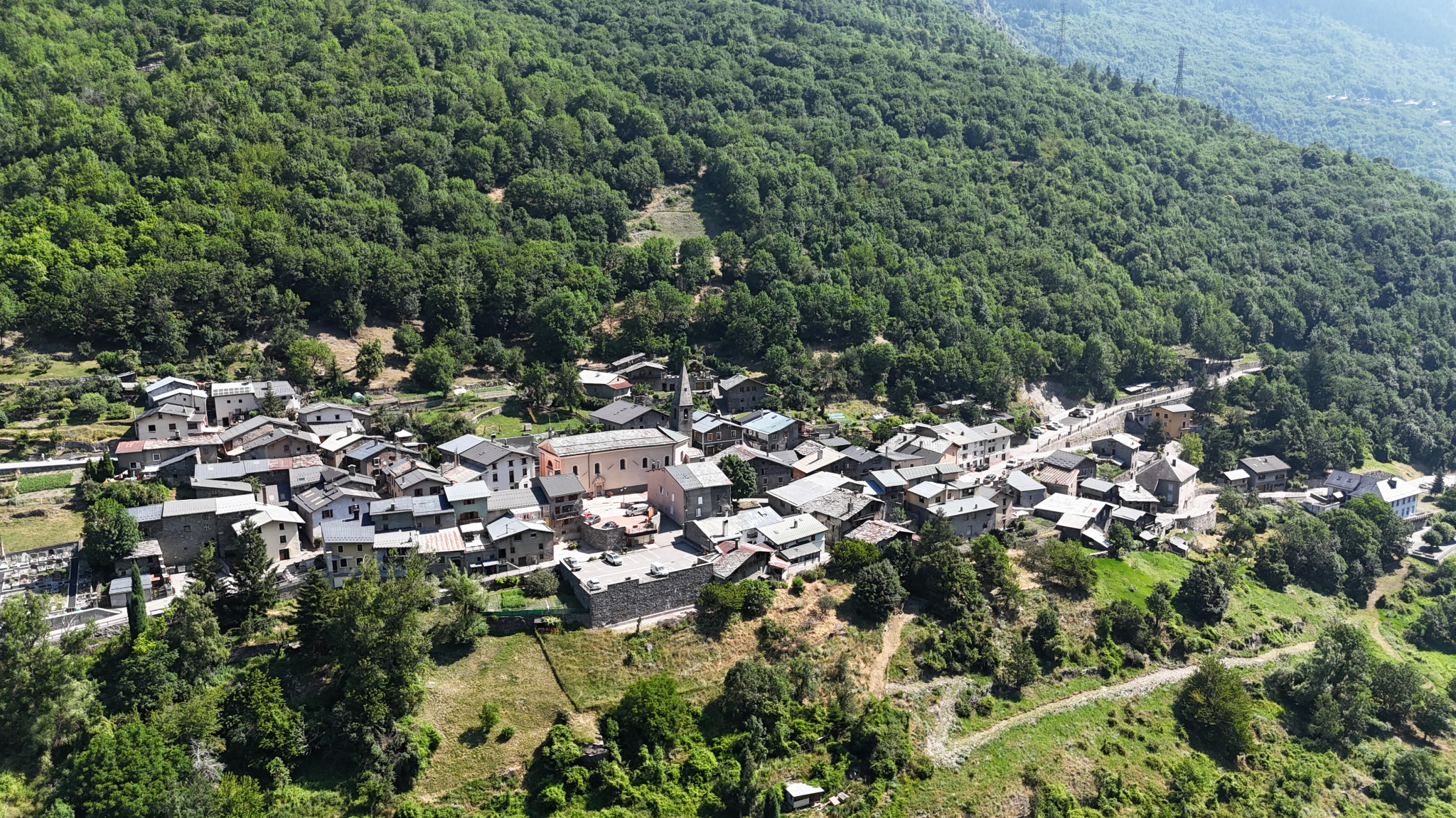 (73) ORELLE - Maison familiale - Accès direct Les Trois Vallées - Garage - Jardin & terrasse #4