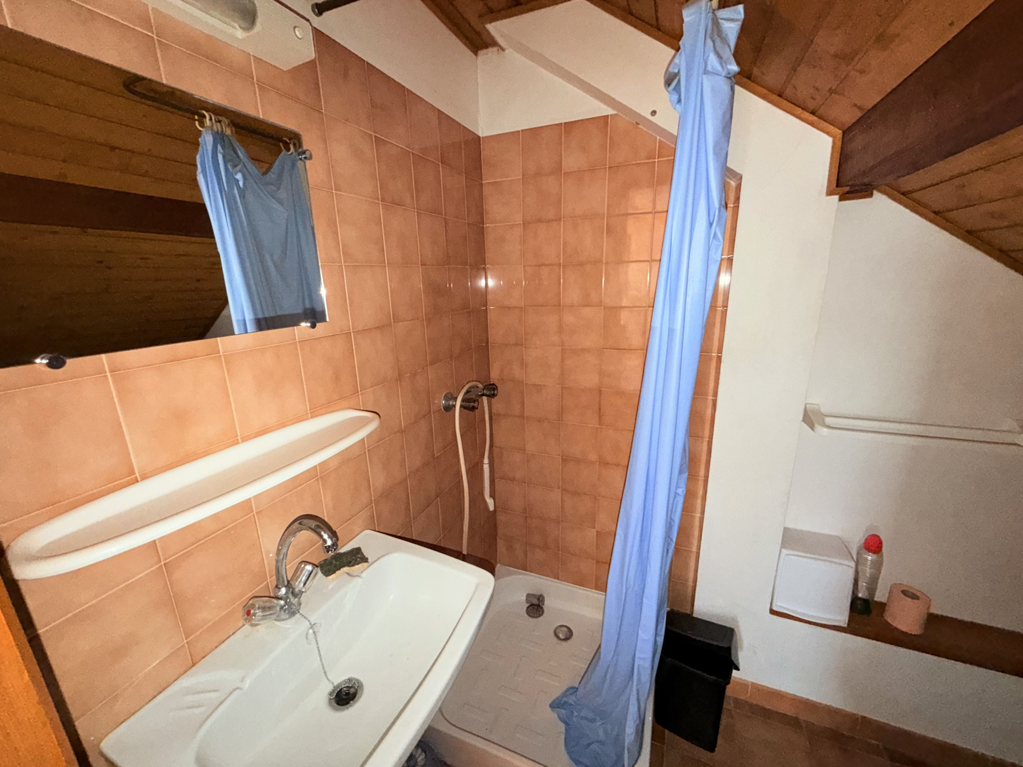 (73) ALBIEZ-MONTROND - Studio 25,30m2 - 3ème étage - Balcon - Exposition Sud-Ouest #9