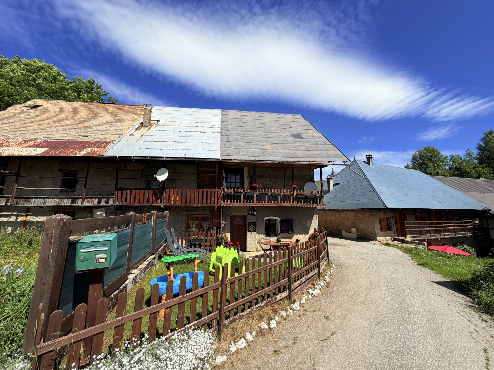 (73) SAINT-JEAN-D’ARVES - HAMEAU DU POINGT MAISON MITOYENNE - CADRE PRIVILÉGIÉ - VUE #32