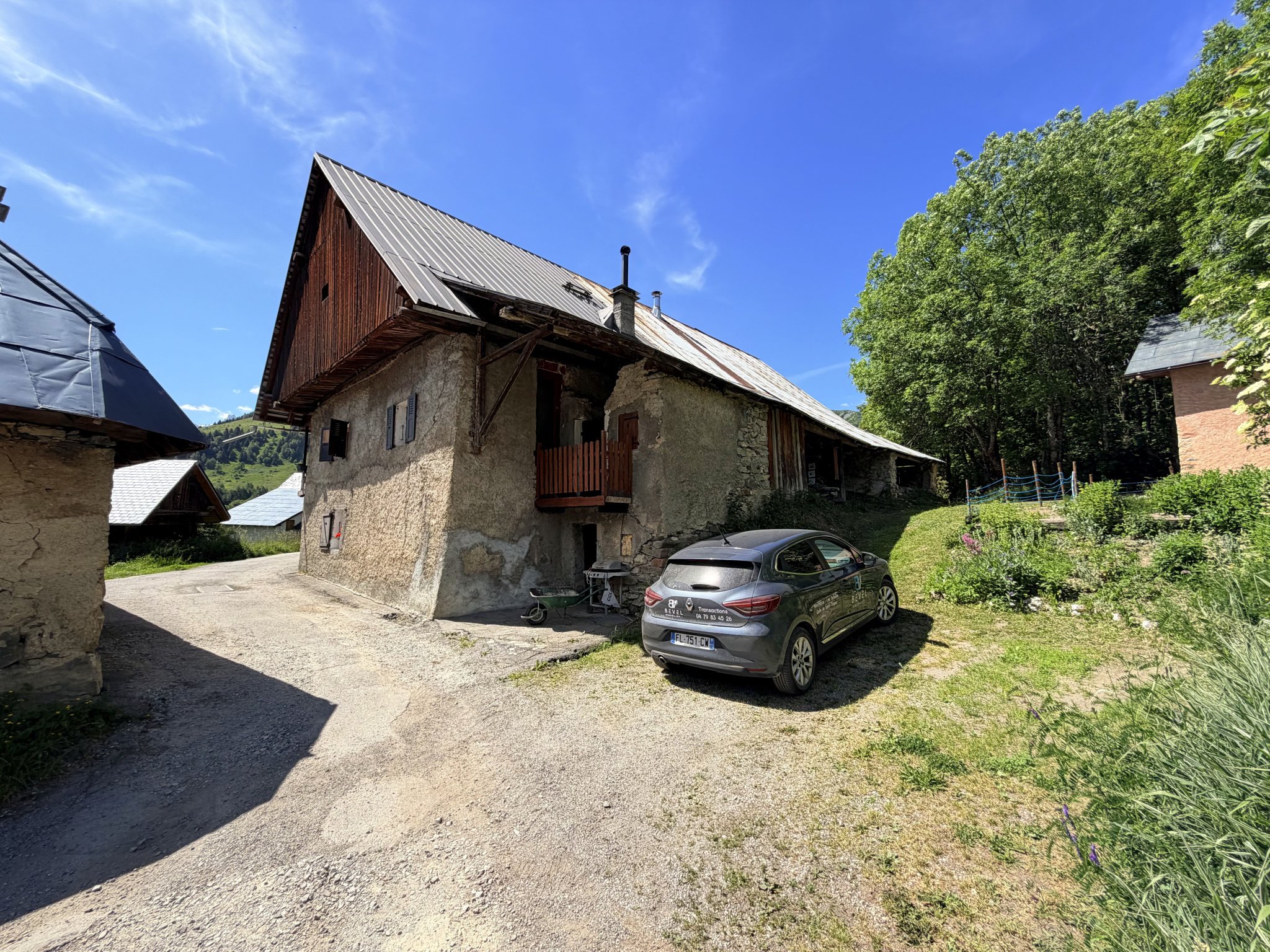 (73) SAINT-JEAN-D’ARVES - HAMEAU DU POINGT MAISON MITOYENNE - CADRE PRIVILÉGIÉ - VUE #39