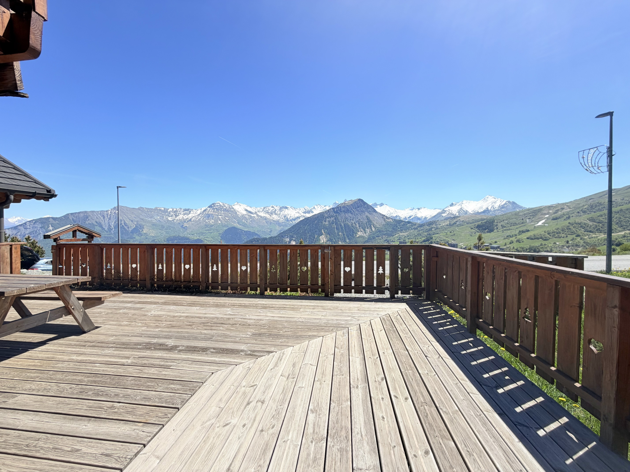 (73) LA TOUSSUIRE - Rare opportunité sur le secteur - Chalet cocooning avec vue panoramique #1
