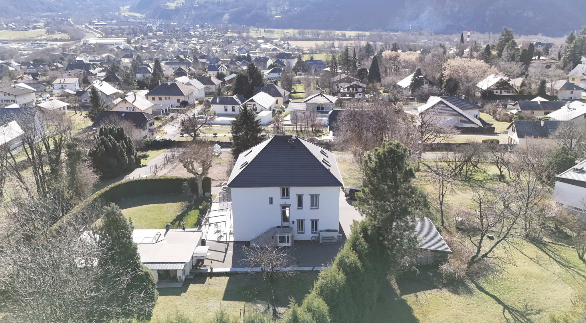 (73) SAVOIE - LA CHAMBRE / Propriété d'exception #24
