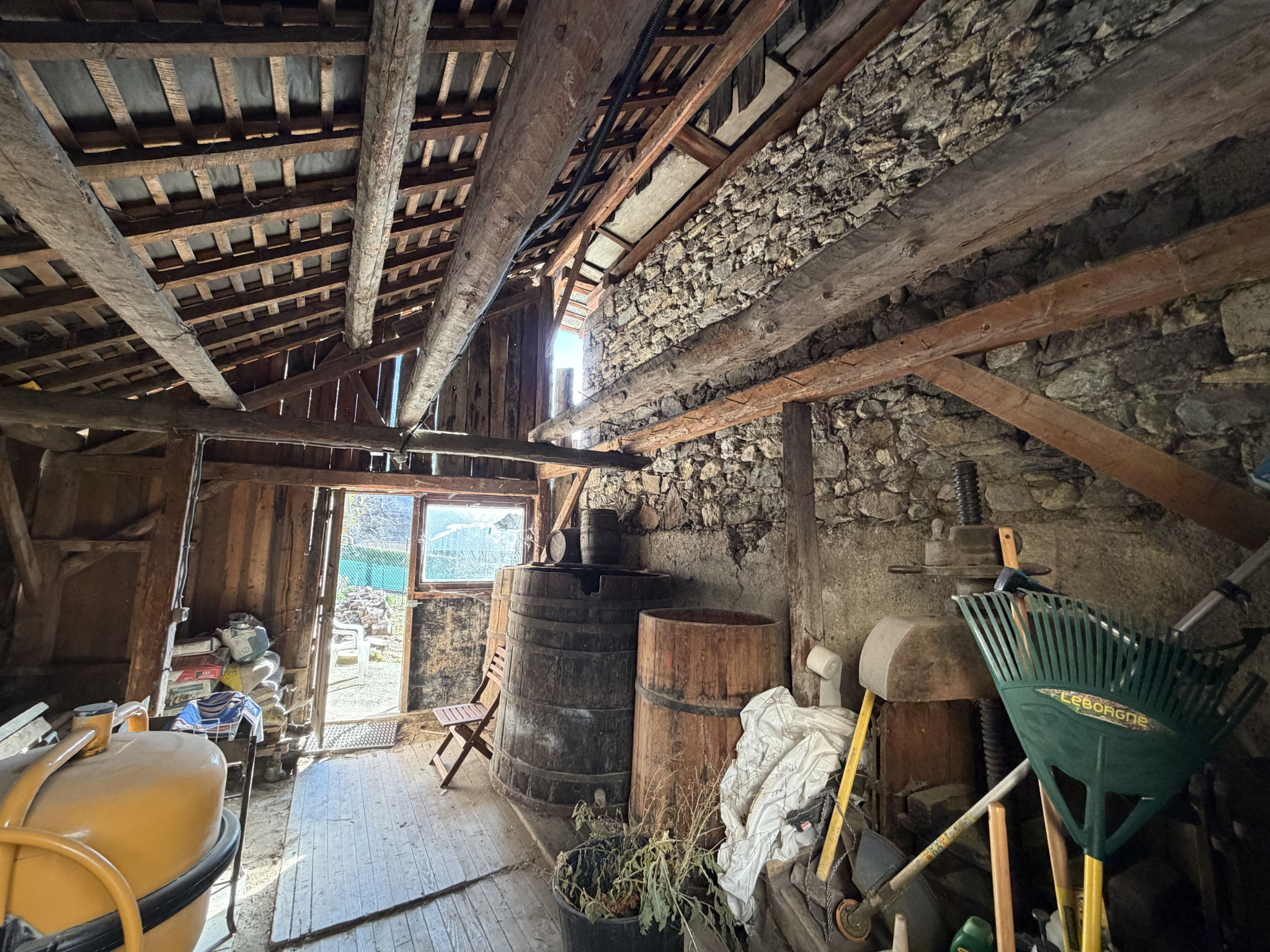 À VENDRE   MONTVERNIER (73) ENSEMBLE IMMOBILIER   ENVIRONNEMENT PRIVILÉGIÉ   VUE DÉGAGÉE #44