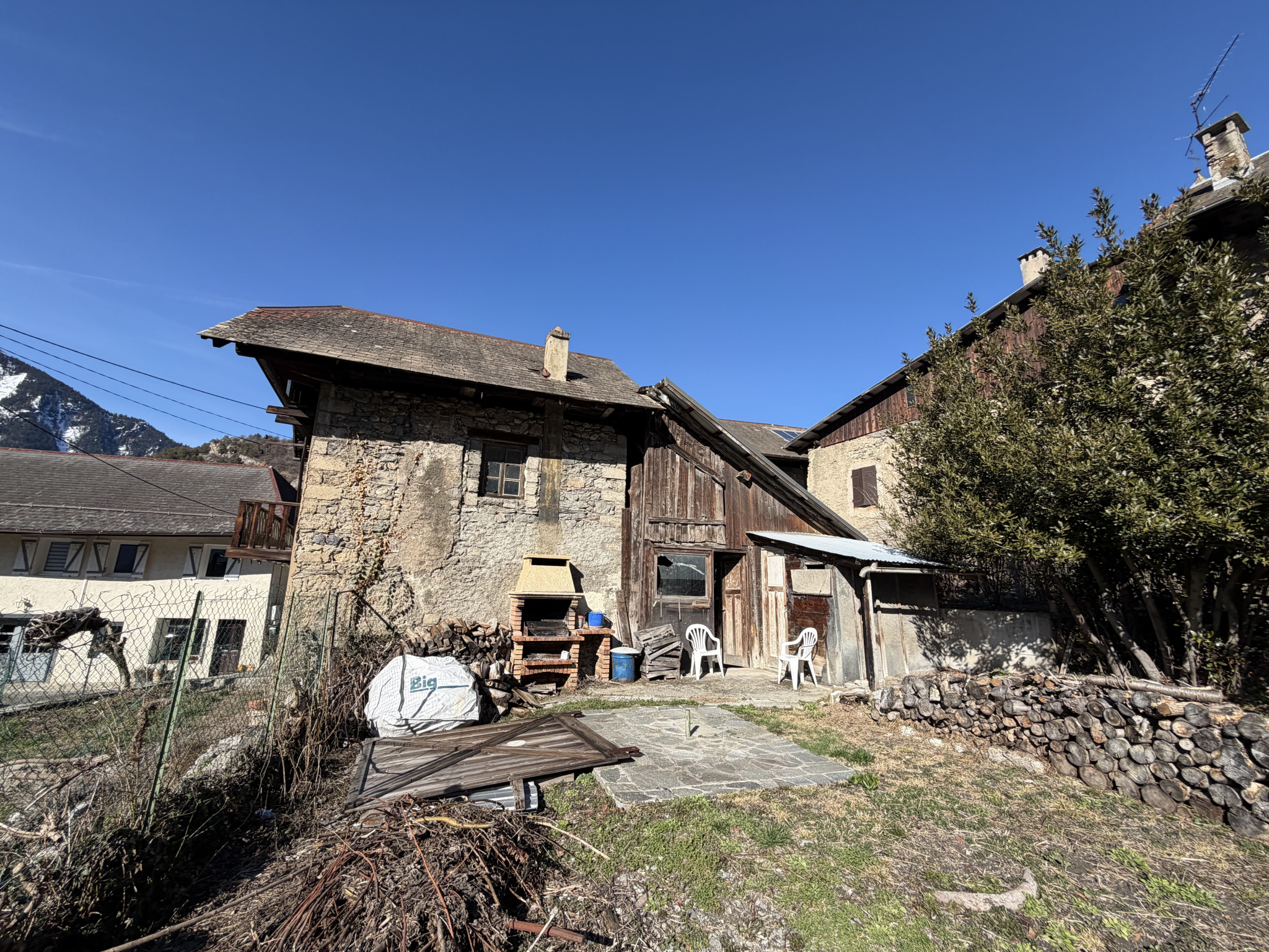 À VENDRE   MONTVERNIER (73) ENSEMBLE IMMOBILIER   ENVIRONNEMENT PRIVILÉGIÉ   VUE DÉGAGÉE #45