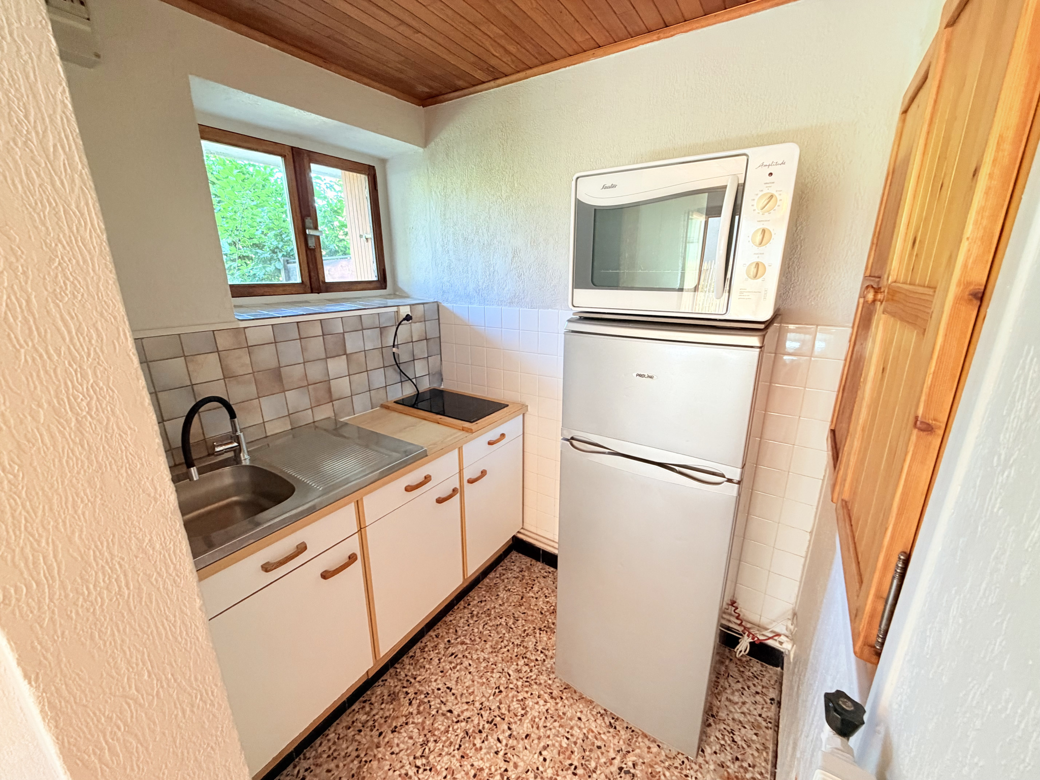 (73) ALBIEZ-MONTROND - Ensemble immobilier 3 logements et murs commerciaux - Hyper-centre du village - Jardins #25