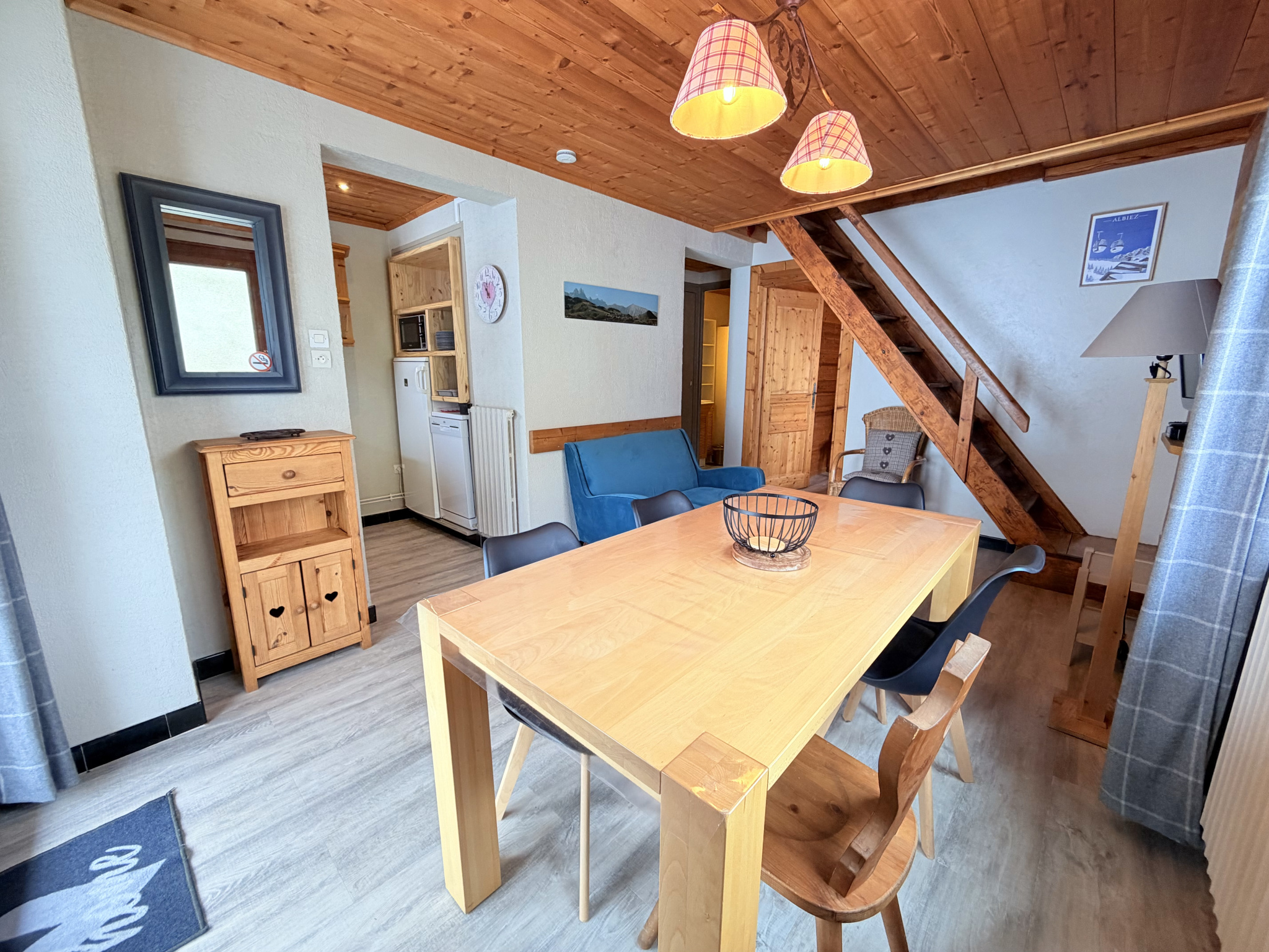 (73) ALBIEZ-MONTROND - Joli Bâtiment 3 logements - Idéal investissement - Centre station - Jardin - Places par #9