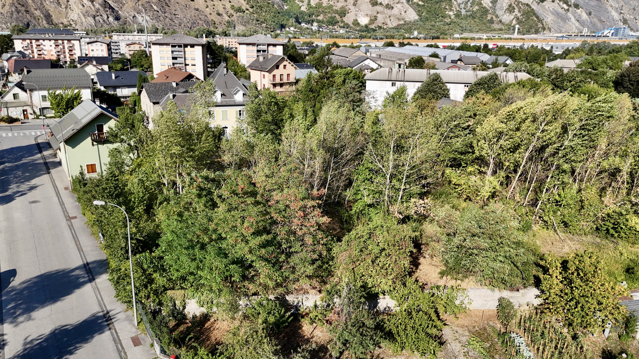 (73) SAINT JEAN DE MAURIENNE  - Rare Terrain constructible - Proche centre ville - Opportunité rare - 4482m2 #5