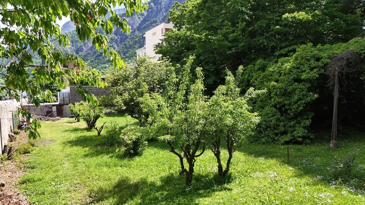 (73) SAINT-JEAN-DE-MAURIENNE - Terrain constructible - Rare à la vente - Plein Sud #10