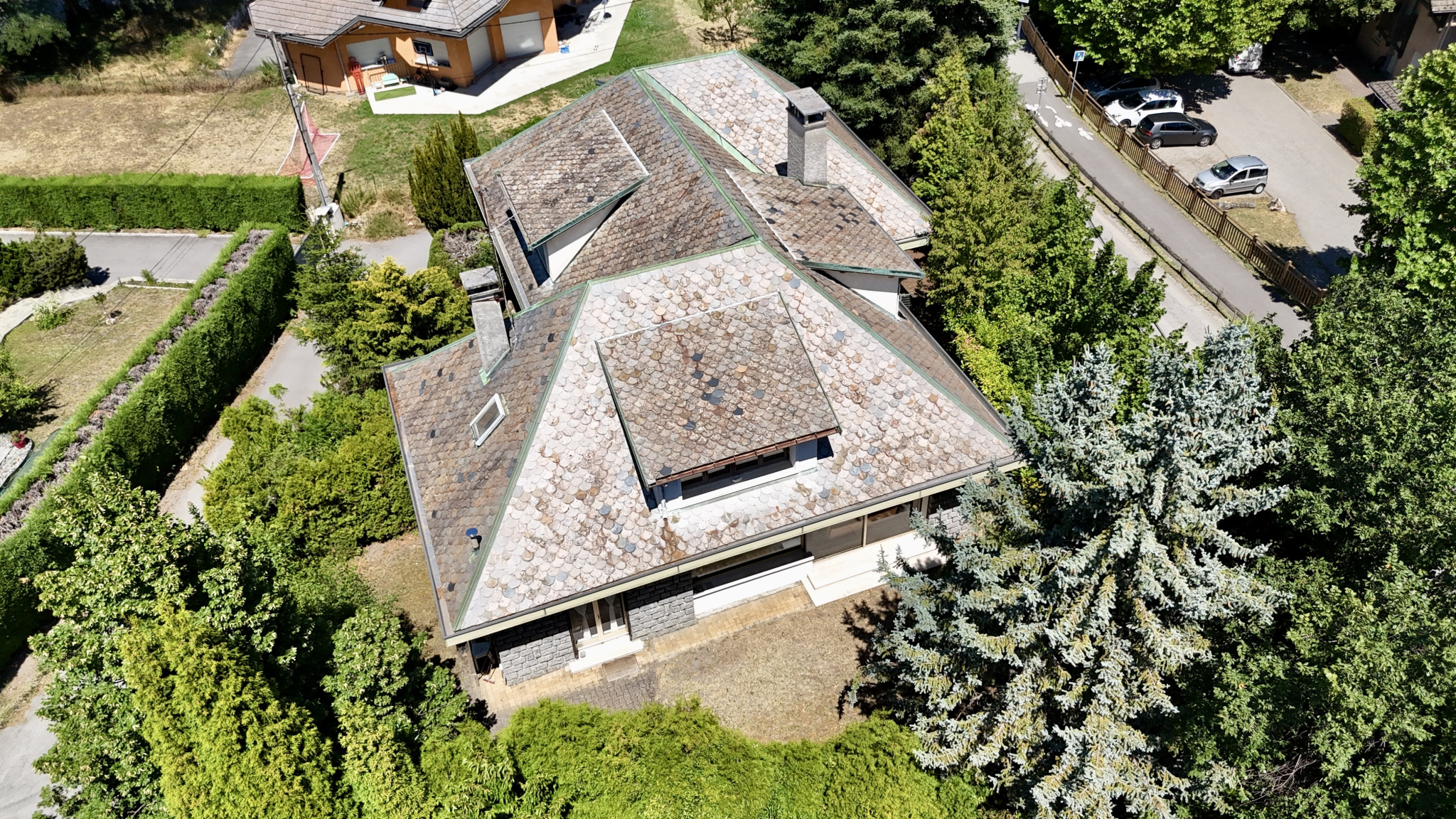(73) ST-JEAN-DE-MAURIENNE - Maison de caractère - Fort potentiel d’aménagement - 6 chambres - Jardin - Garages #29
