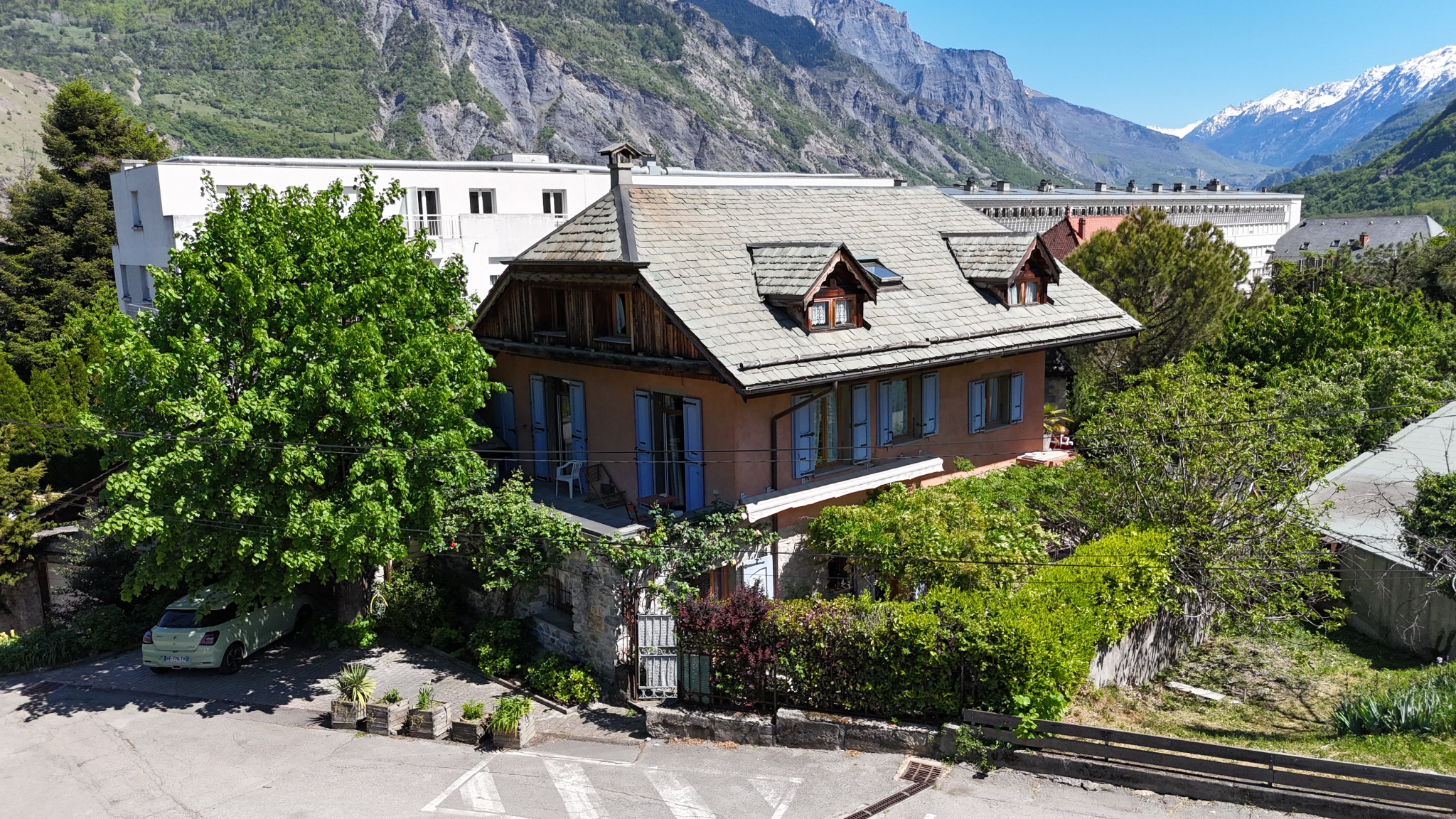 (73) SAINT-JEAN DE MAURIENNE - CENTRE - Sublime demeure de caractère - Dépendances - UNIQUE #7