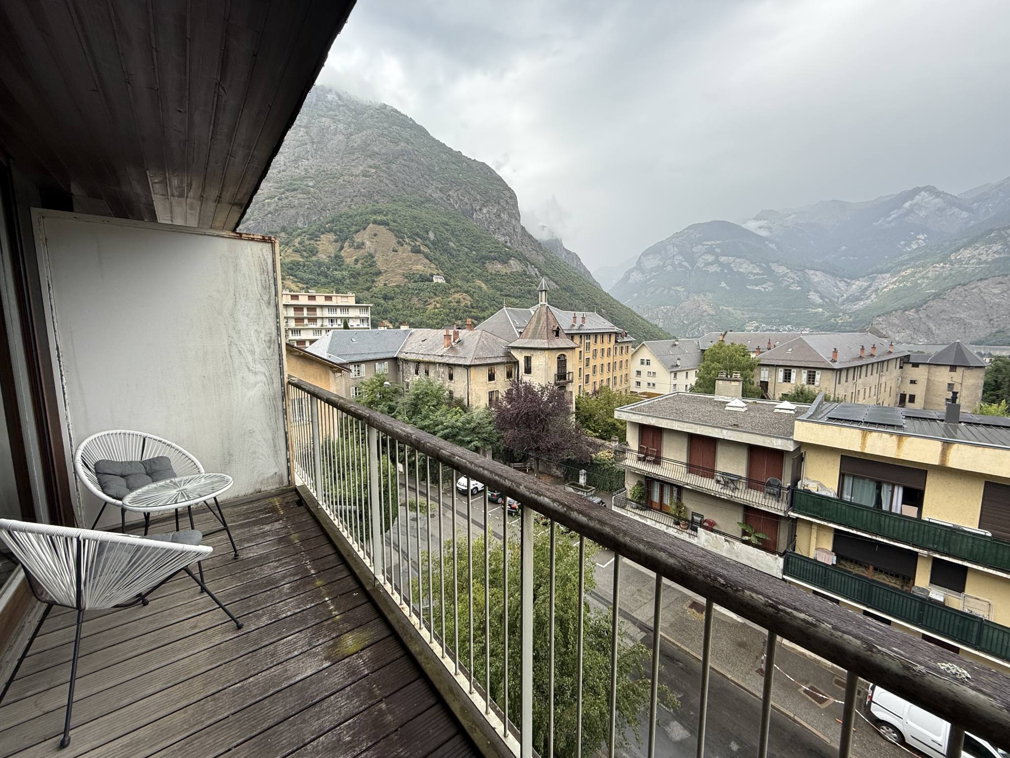 (73) SAINT-JEAN DE MAURIENNE - Sublime appartement - T4 - Traversant - Vue panoramique #19
