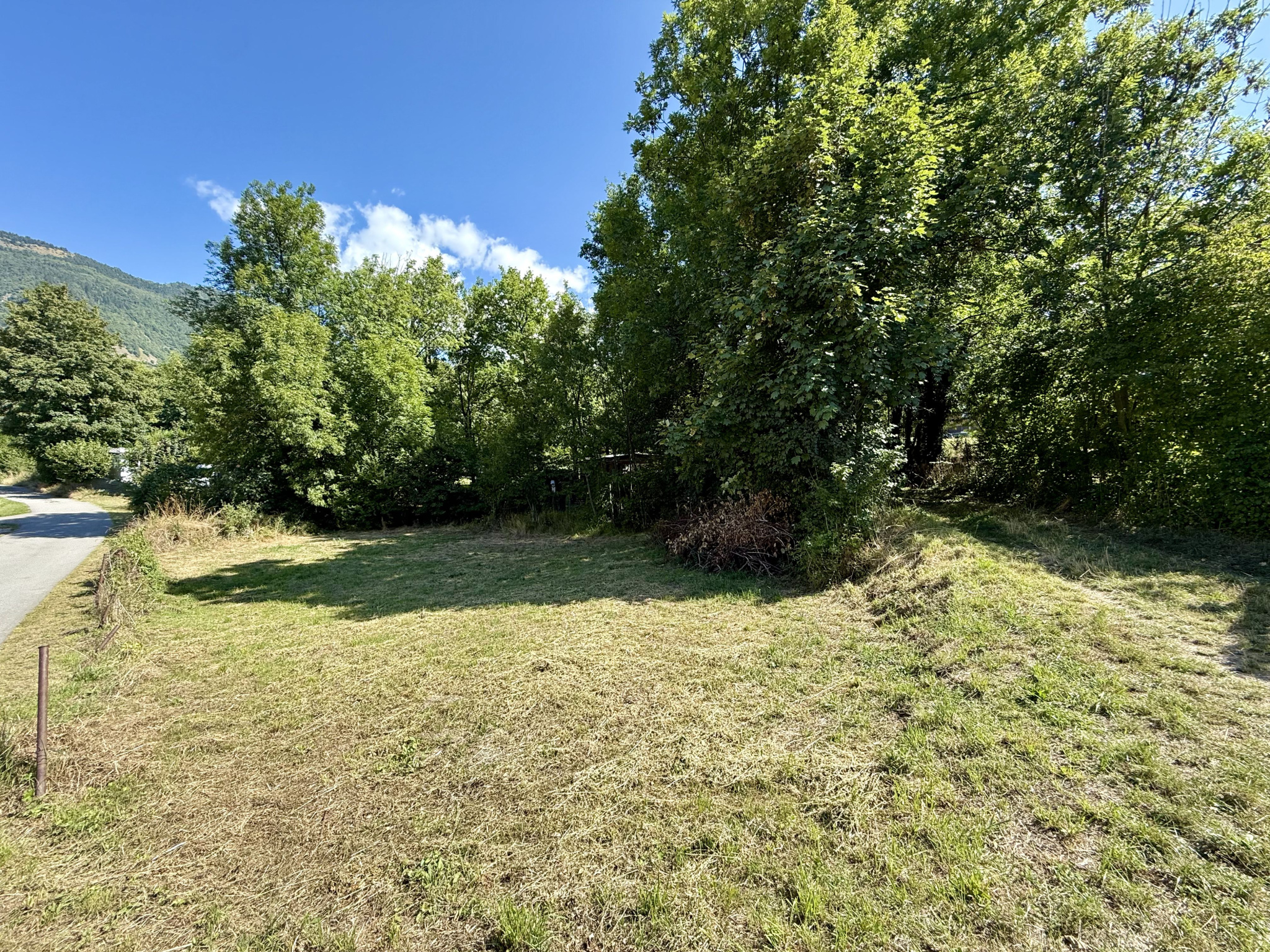 (73) Saint Avre - Terrain constructible et viabilisé - 1147m2 + 408m2 de jardin #15