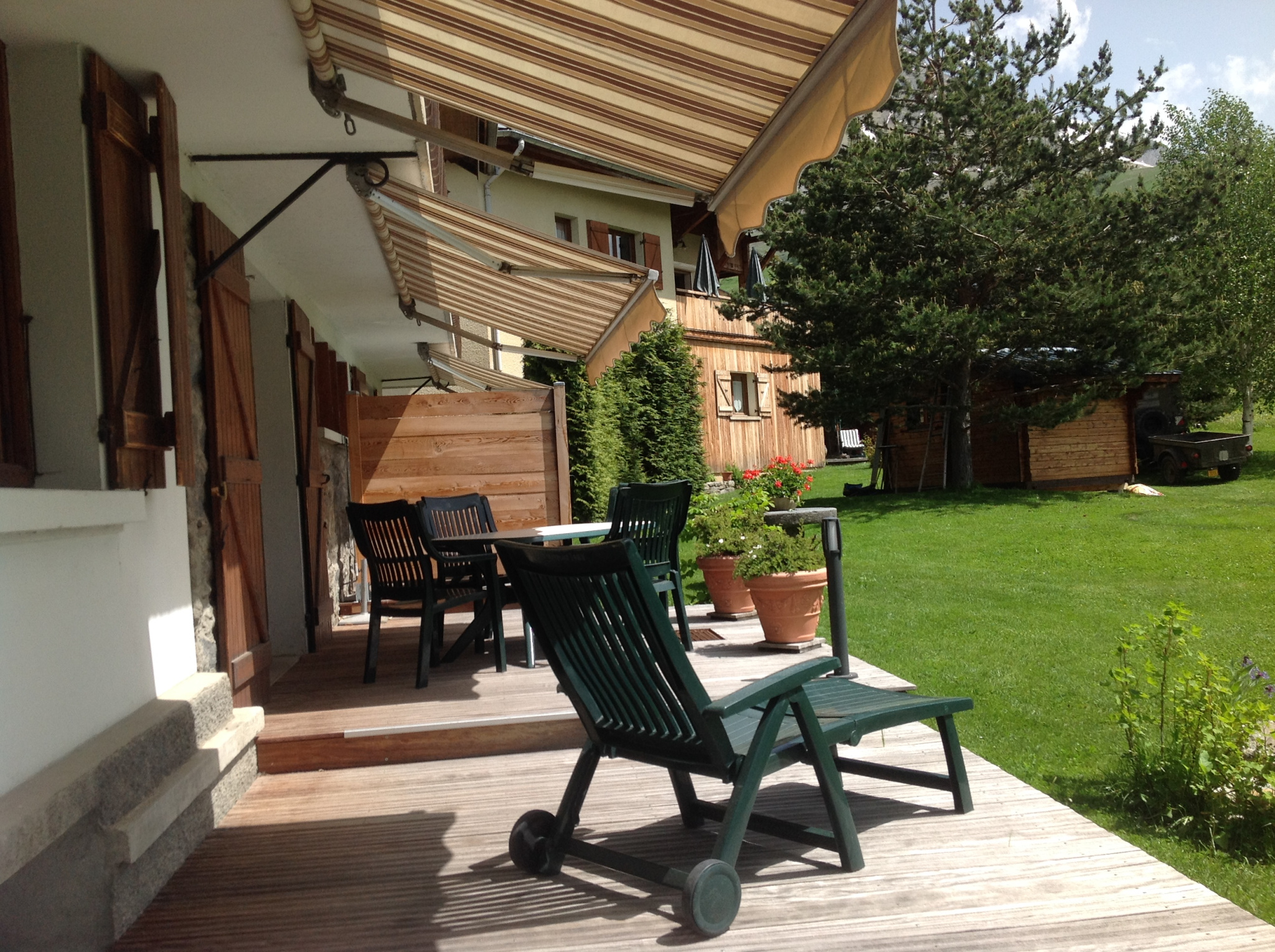 (73) ALBIEZ MONTROND -Appartement T3 - Jardin privatif 70 m2 & Terrasse 28 m2 - Exposition Sud - Place parking #5