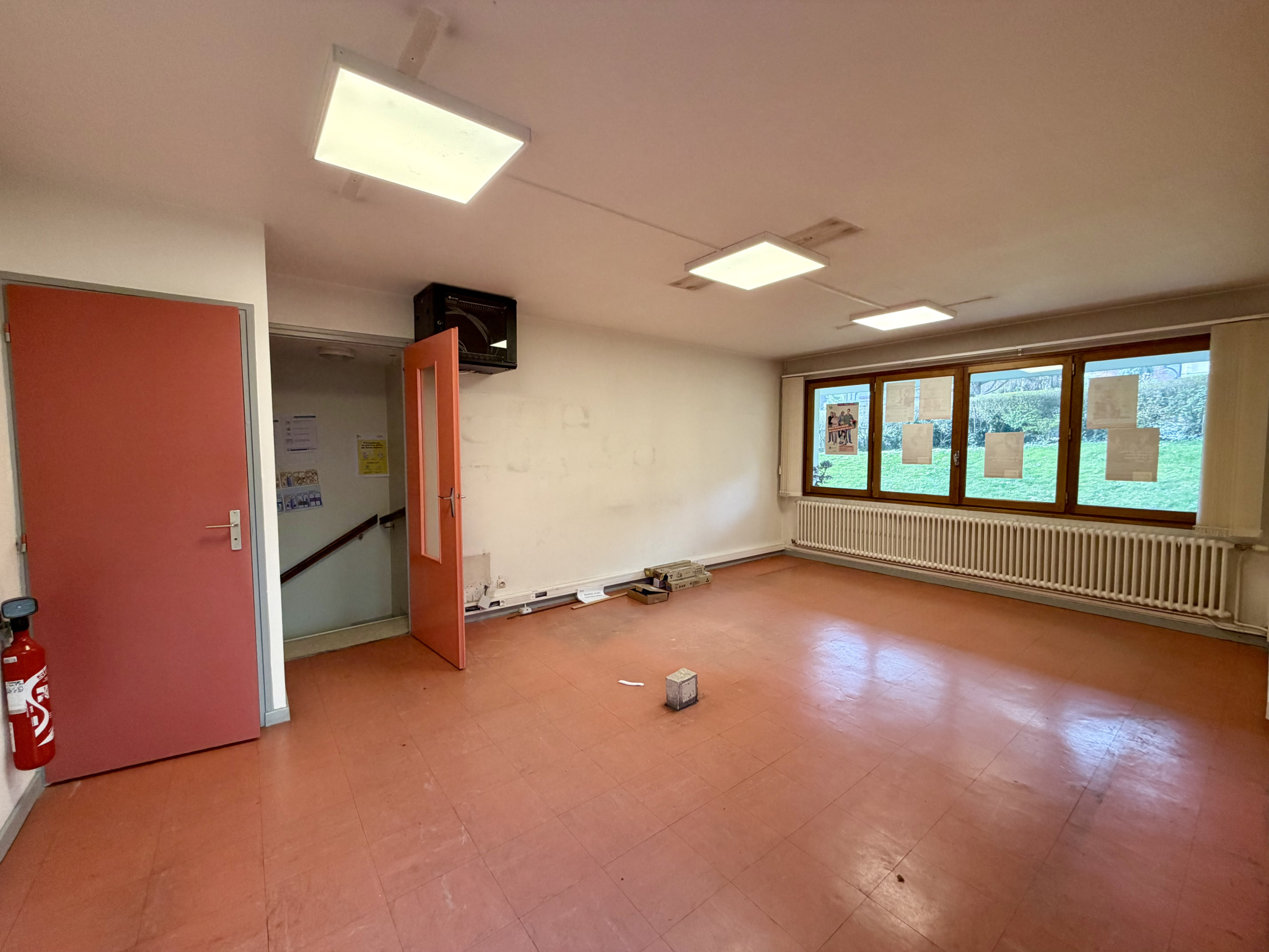 (73) SAINT-JEAN-DE-MAURIENNE - LOCAL PROFESSIONNEL 80m2  - CENTRE-VILLE #2