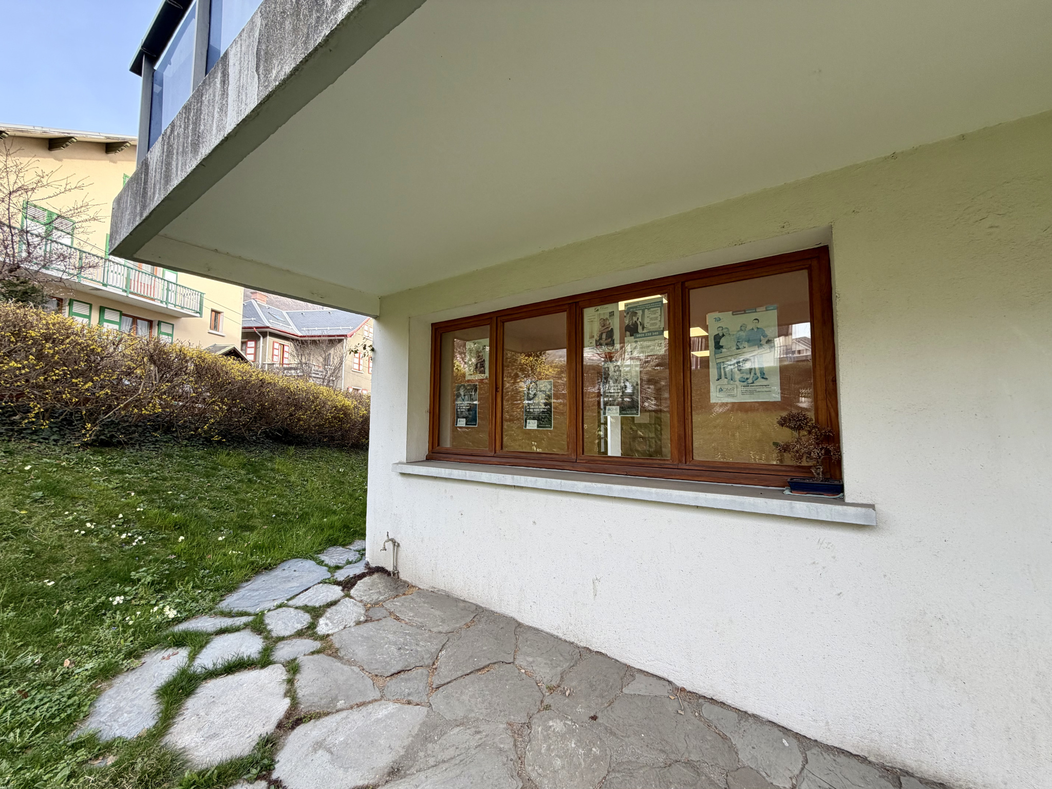 (73) SAINT-JEAN-DE-MAURIENNE - LOCAL PROFESSIONNEL 80m2  - CENTRE-VILLE #4