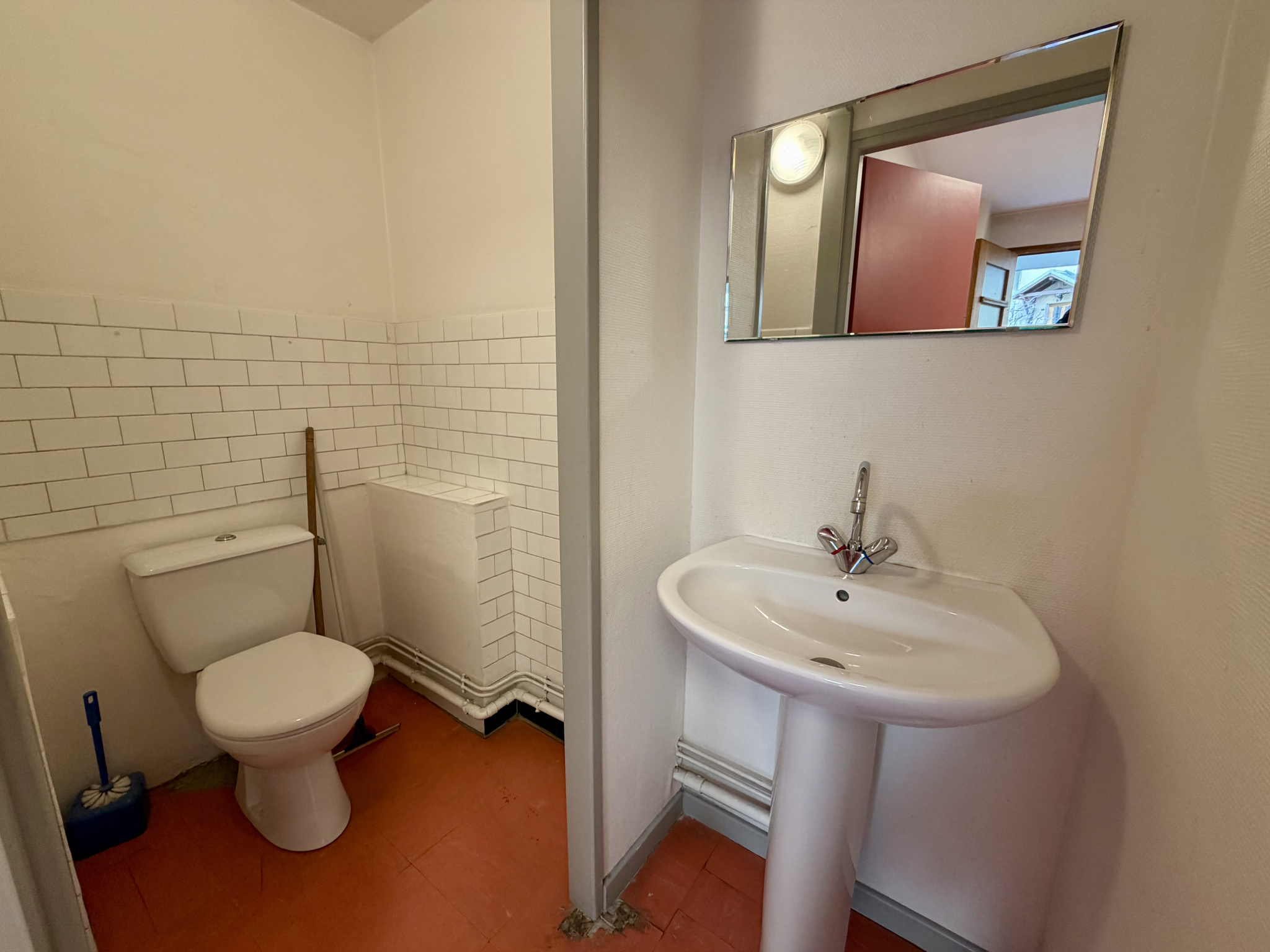 (73) SAINT-JEAN-DE-MAURIENNE - LOCAL PROFESSIONNEL 80m2  - CENTRE-VILLE #7