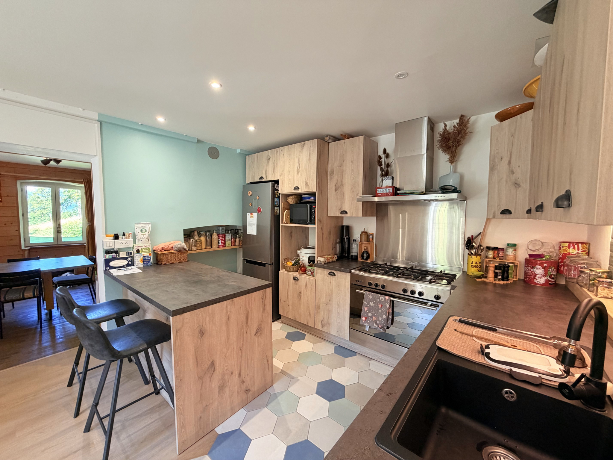 À VENDRE   EXCLUSIVITÉ SAINT-FRANÇOIS-LONGCHAMP   (MONTAIMONT)  ANCIEN CORPS DE FERME RÉNOVÉ   110 m2 HABITABL #4