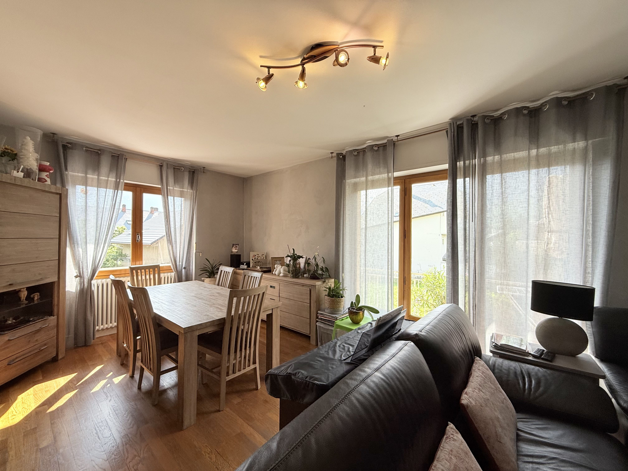 (73) SAINT-JEAN-DE-MAURIENNE - Appartement vendu loué - Emplacement privilégié #1