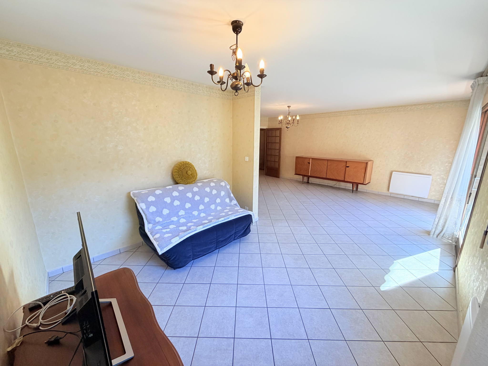 (73) SAINT-JEAN DE MAURIENNE - Appartement T3 (potentiel T4) - Centre-ville - Grand balcon - Cave #16