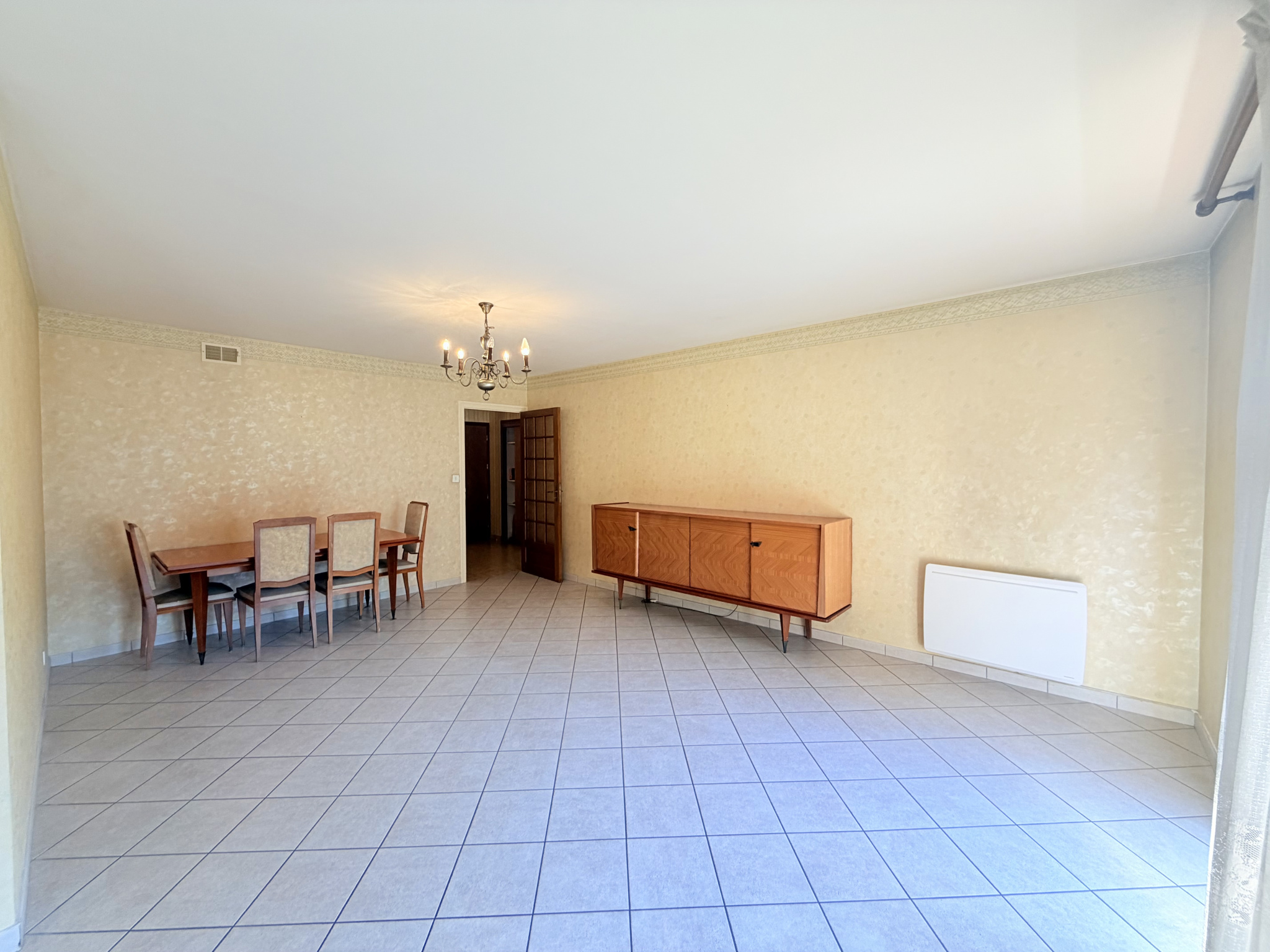 (73) SAINT-JEAN DE MAURIENNE - Appartement T3 (potentiel T4) - Centre-ville - Grand balcon - Cave #9
