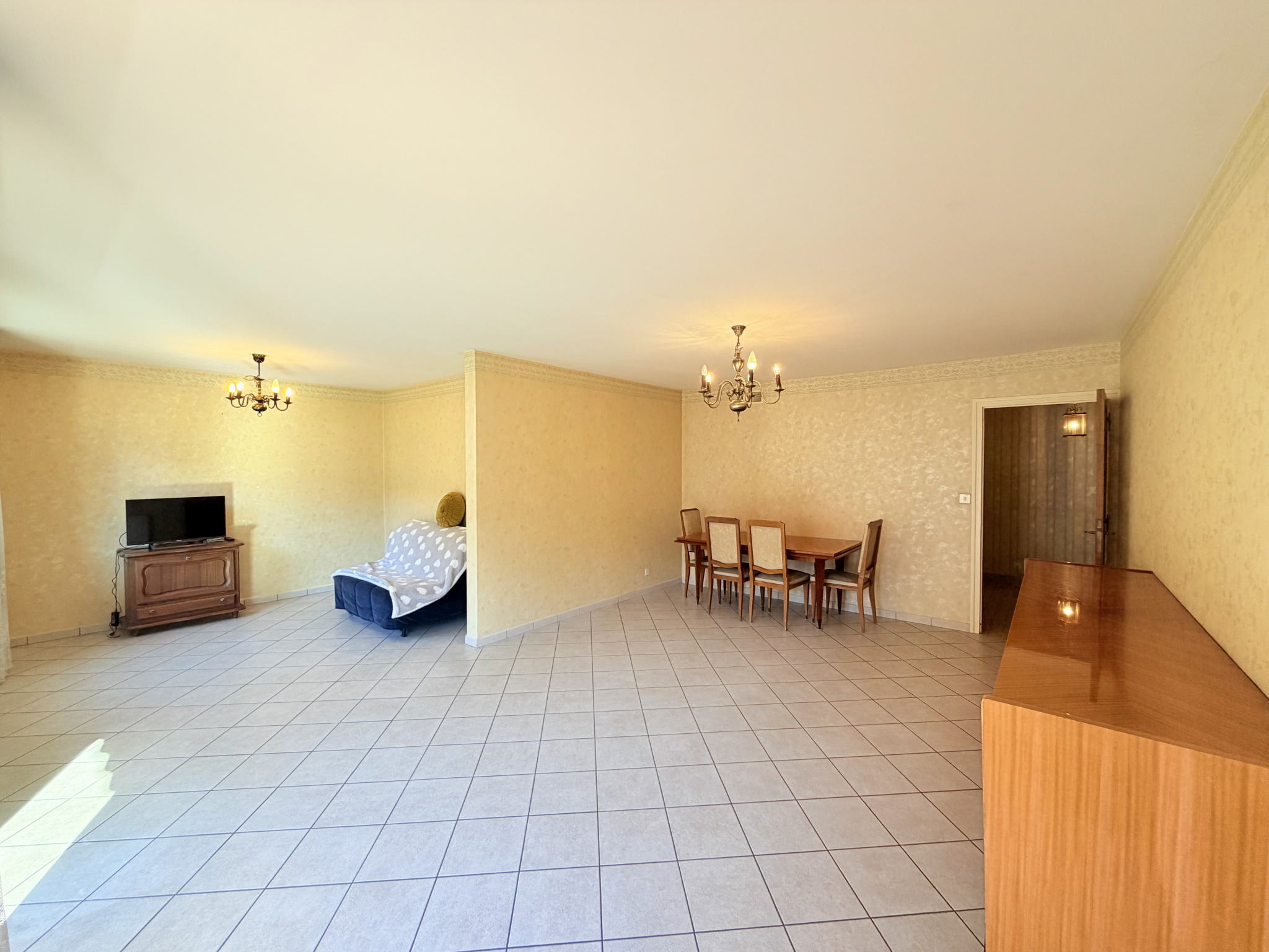 (73) SAINT-JEAN DE MAURIENNE - Appartement T3 (potentiel T4) - Centre-ville - Grand balcon - Cave #1
