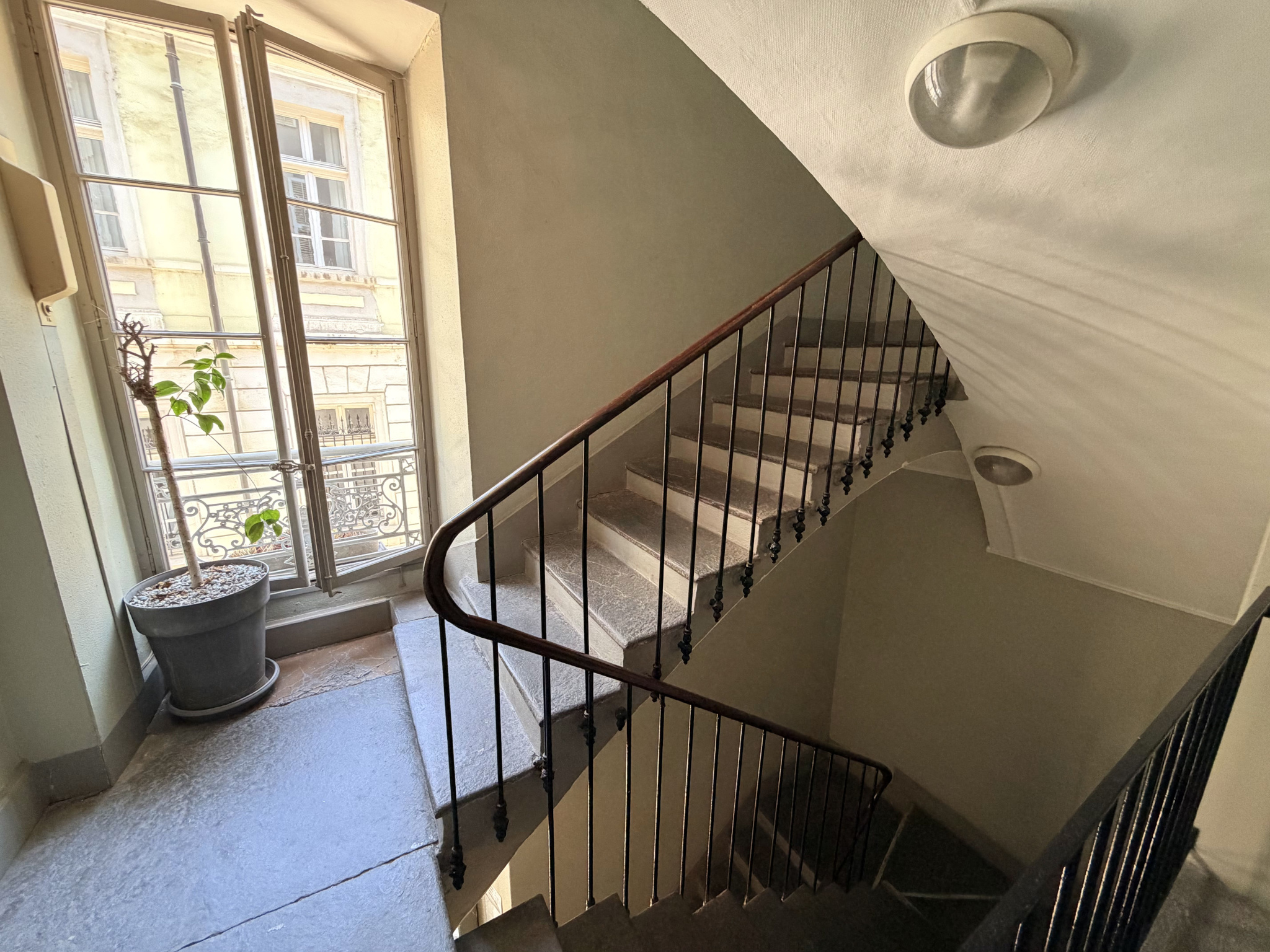 À VENDRE   EXCLUSIVITÉ (73) SAINT-JEAN-DE-MAURIENNE   HYPERCENTRE   APPARTEMENT T3   90,79 m2   BALCON #13