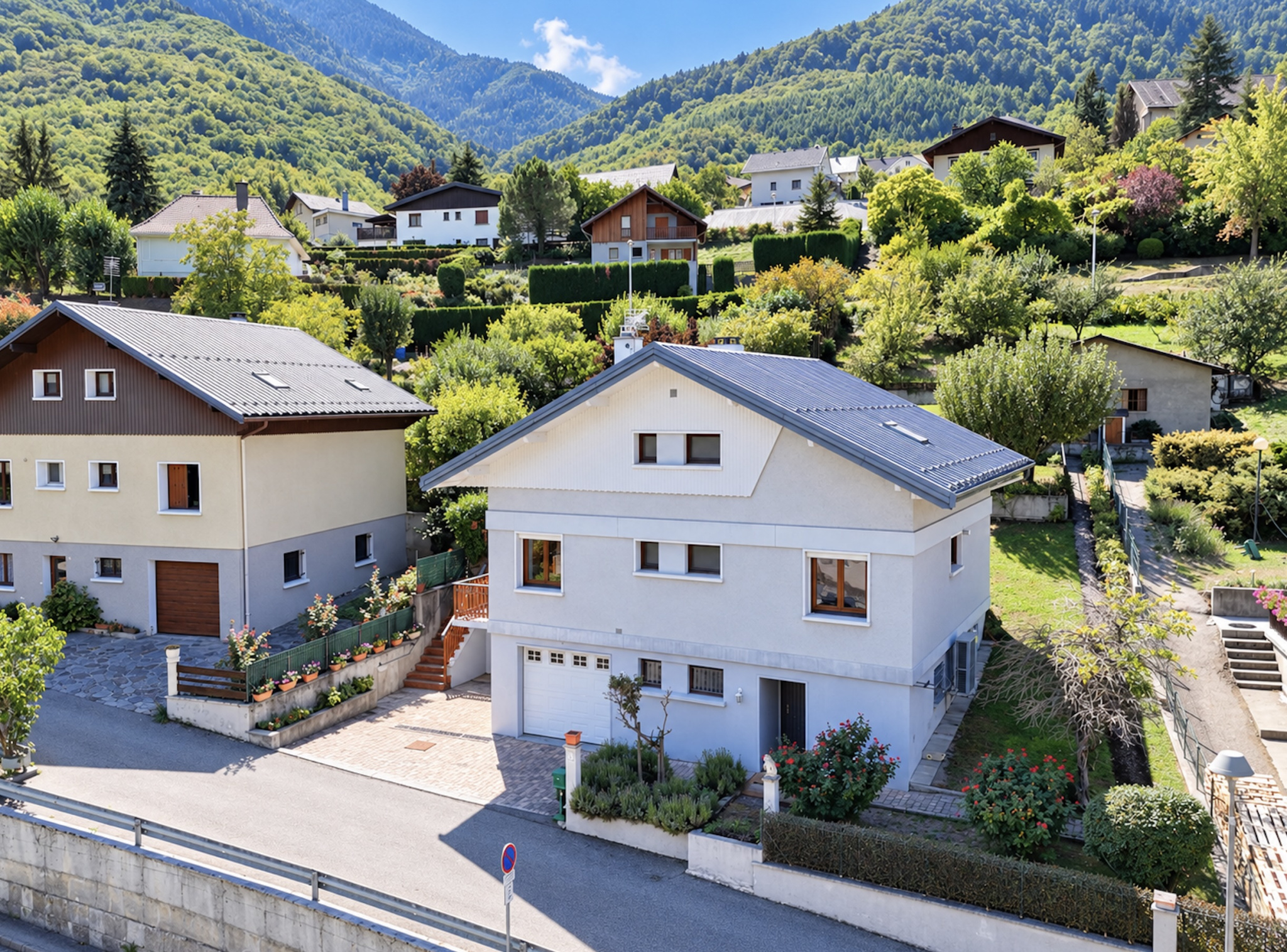 (73) VILLARGONDRAN - Jolie maison avec beaux extérieurs - 5 chambres - Garage & Atelier - Véranda - Rare à la #22