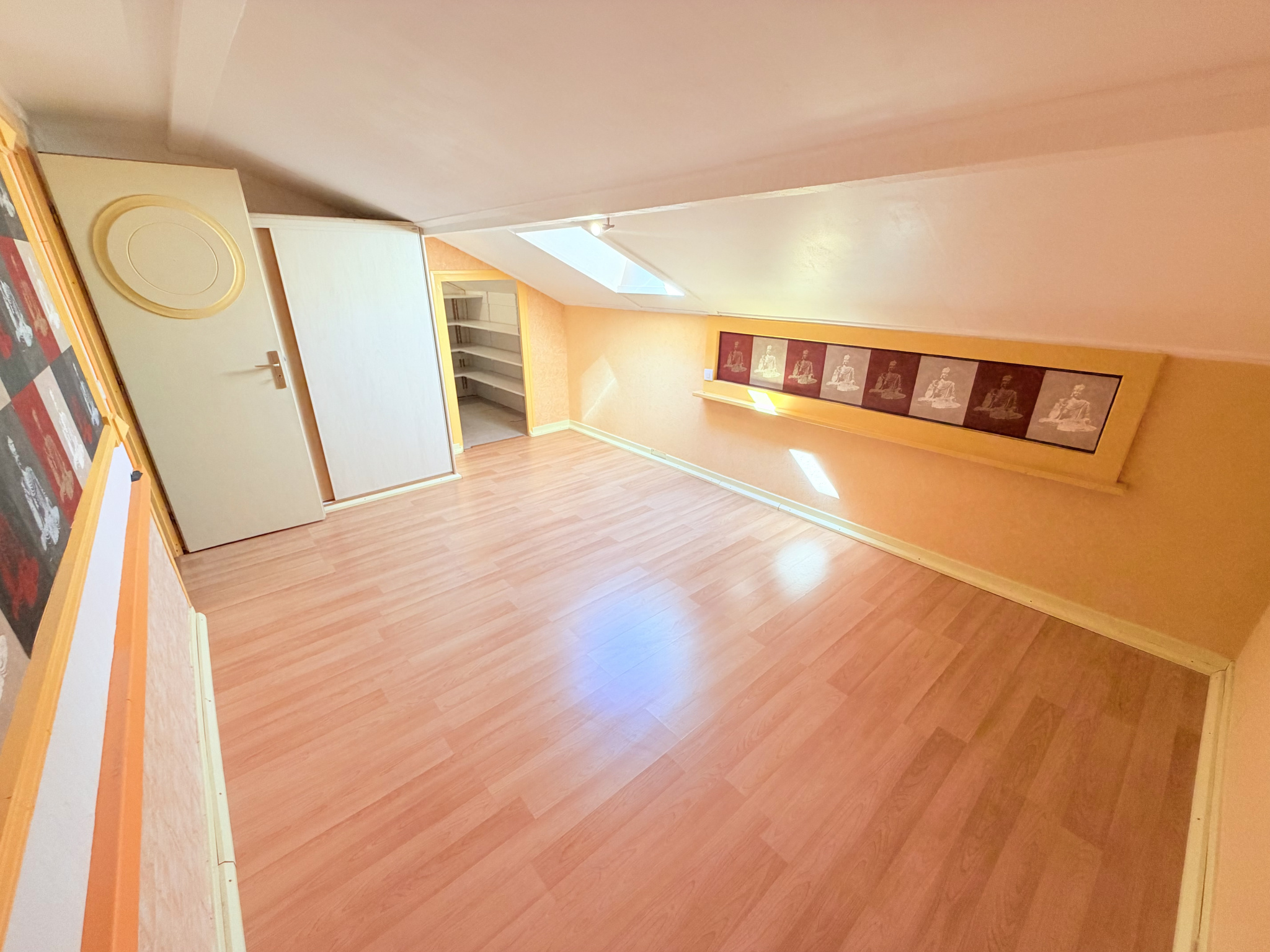 (73) VILLARGONDRAN - Jolie maison avec beaux extérieurs - 5 chambres - Garage & Atelier - Véranda - Rare à la #37