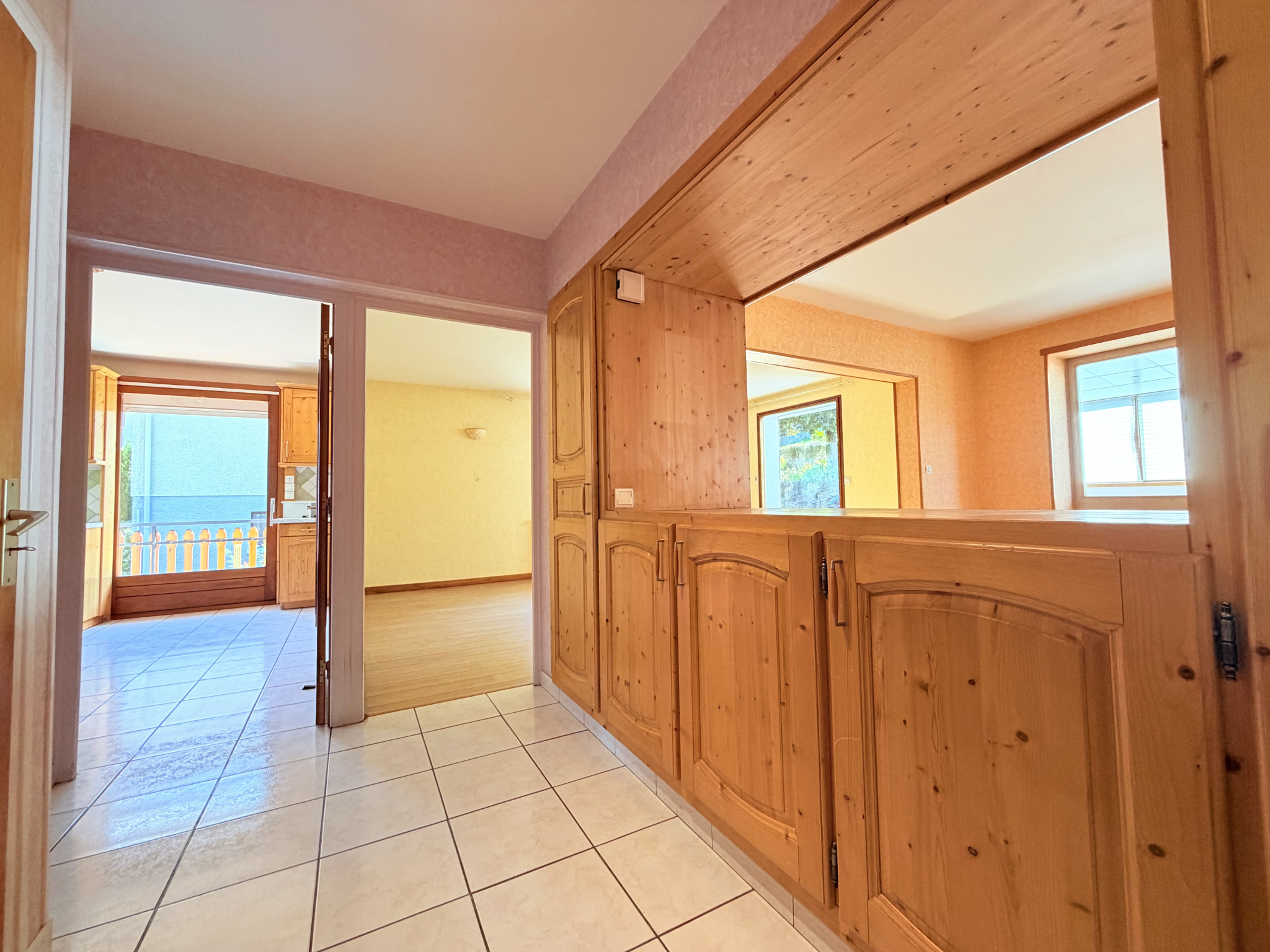 (73) VILLARGONDRAN - Jolie maison avec beaux extérieurs - 5 chambres - Garage & Atelier - Véranda - Rare à la #33
