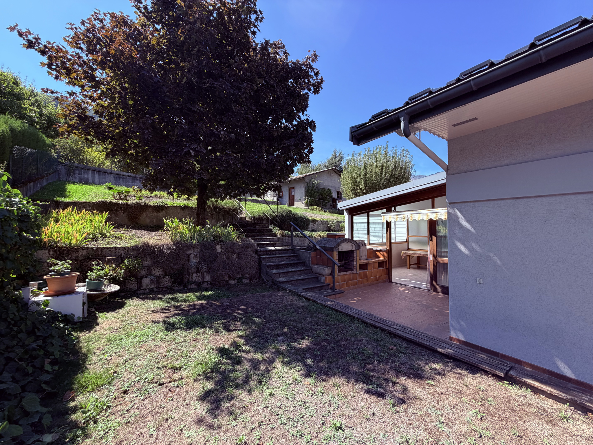 (73) VILLARGONDRAN - Jolie maison avec beaux extérieurs - 5 chambres - Garage & Atelier - Véranda - Rare à la #6