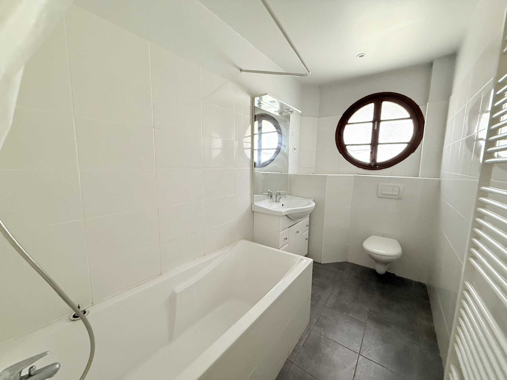 (73) SAINT JEAN DE MAURIENNE - HYPER CENTRE -Rare appartement T2 - Possibilité T3 - Terrasse #18