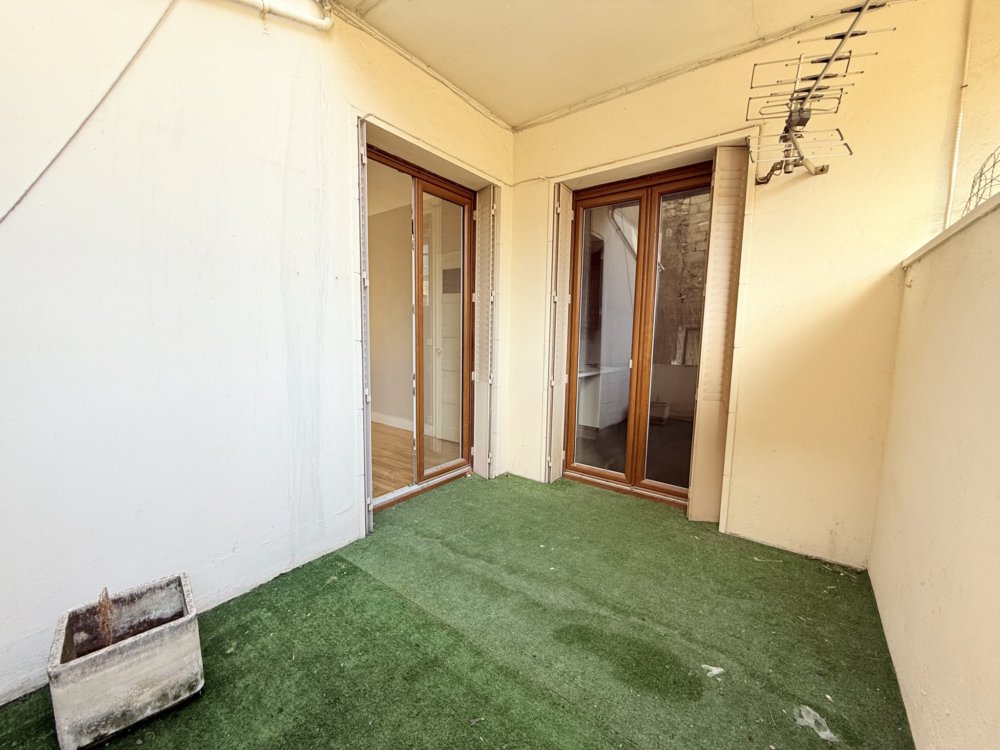 (73) SAINT JEAN DE MAURIENNE - HYPER CENTRE -Rare appartement T2 - Possibilité T3 - Terrasse #5