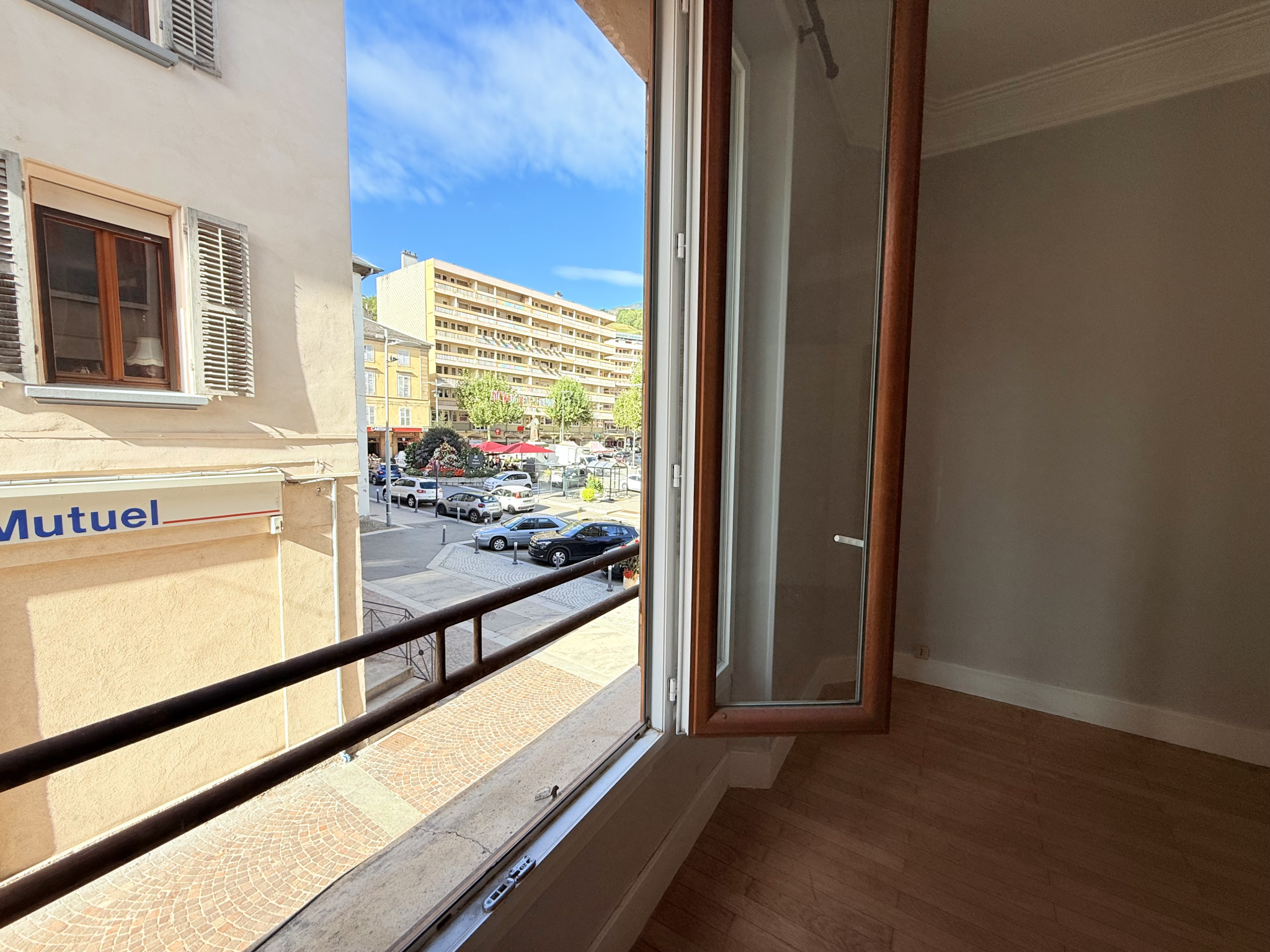 (73) SAINT JEAN DE MAURIENNE - HYPER CENTRE -Rare appartement T2 - Possibilité T3 - Terrasse #3