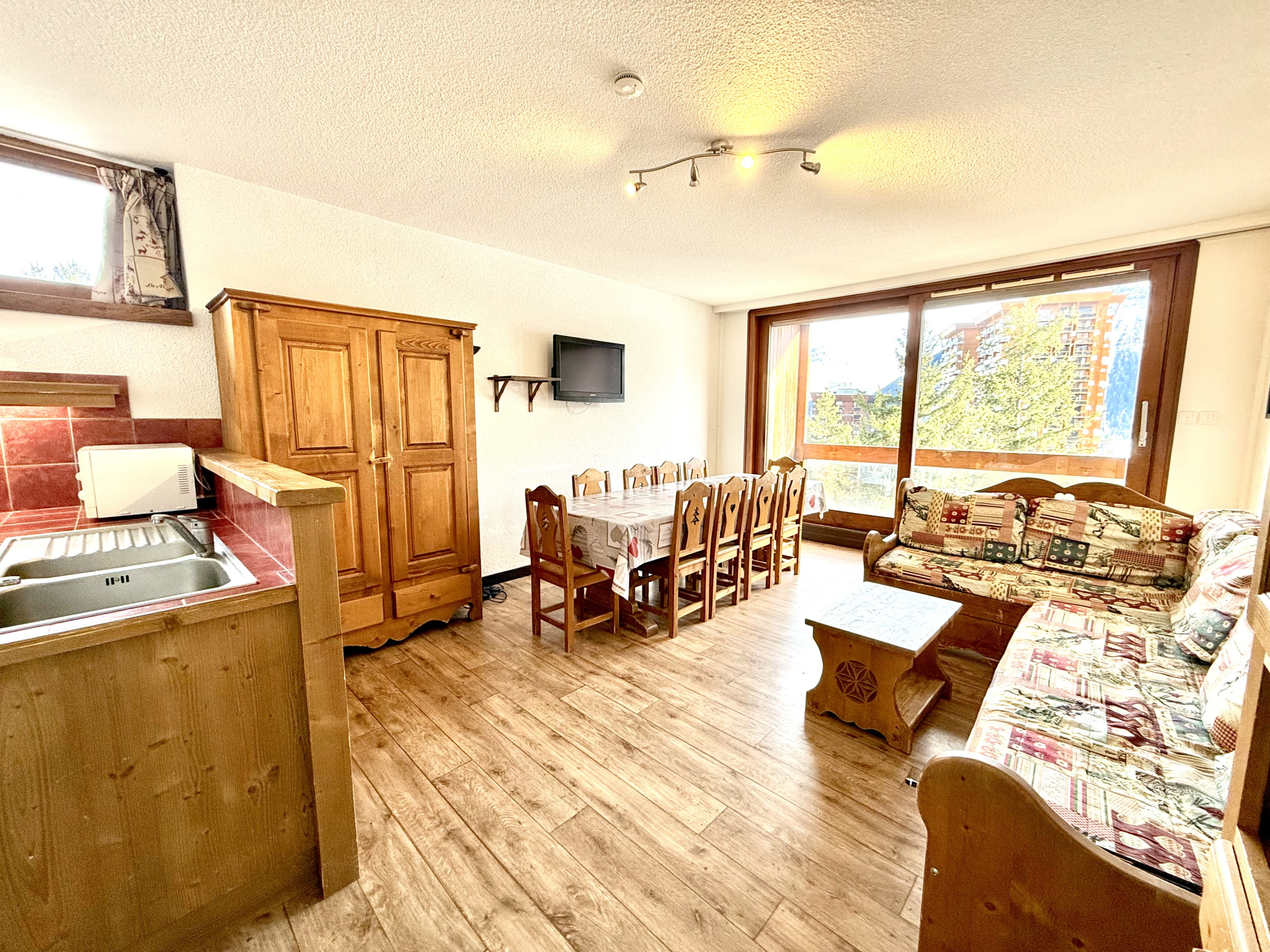 (73) LE CORBIER - Domaine des Sybelles - Rare & Spacieux Appartement - Front de neige #2