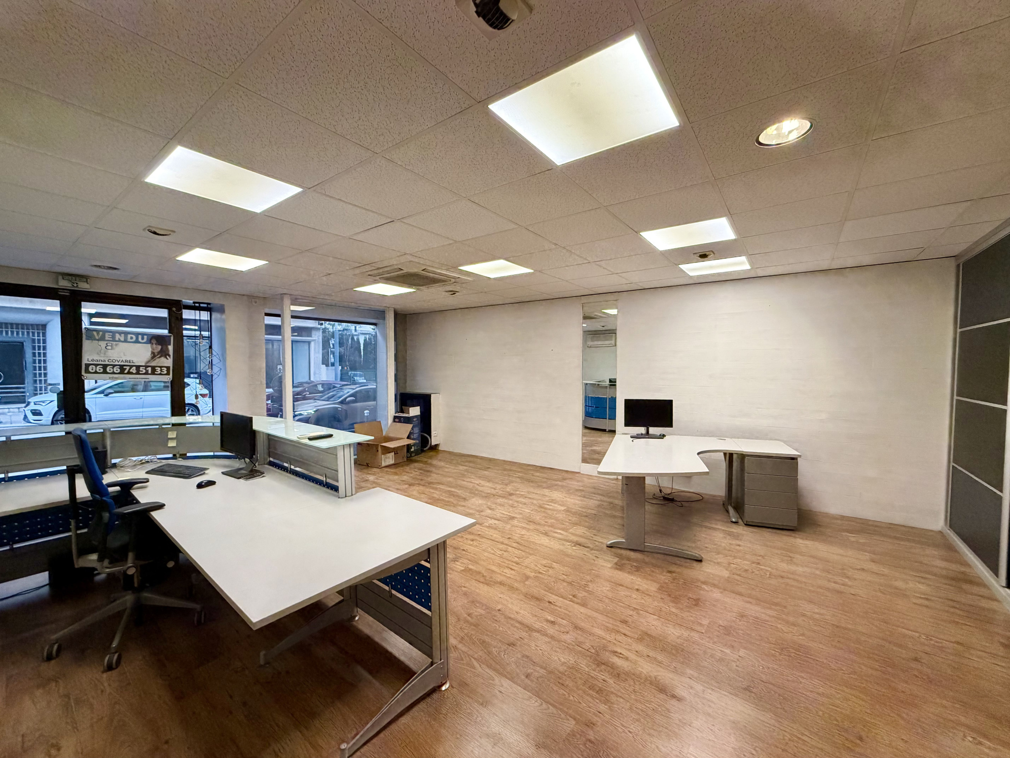 SAINT-JEAN-DE-MAURIENNE (73)   CENTRE-VILLE   LOCAL COMMERCIAL 111 m2 + CAVE 40 m2   EMPLACEMENT No1   VISIBIL #2