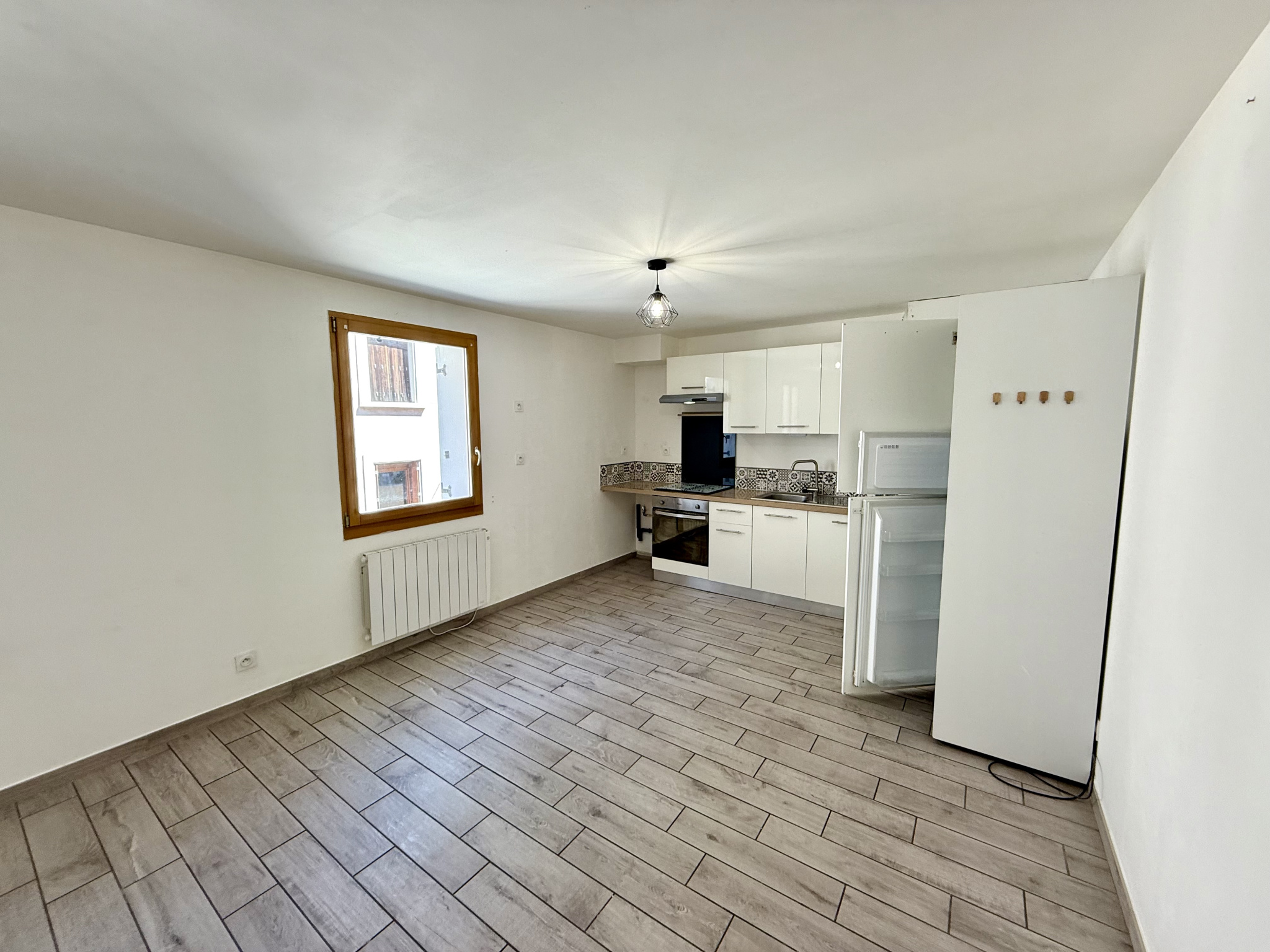 (73) SAINT-JEAN-DE-MAURIENNE - Appartement rénové hyper centre - Idéal investissement #2