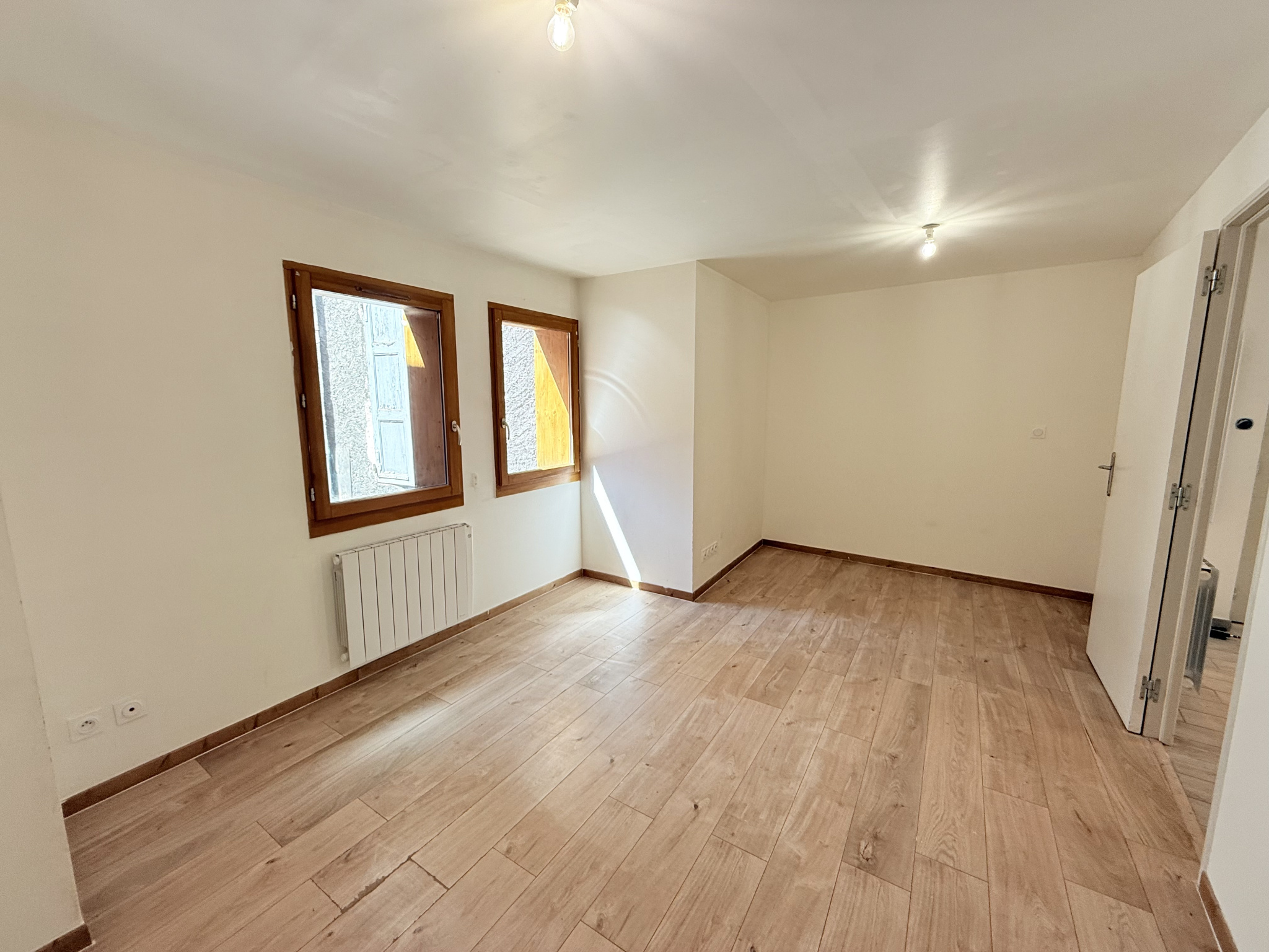 (73) SAINT-JEAN-DE-MAURIENNE - Appartement rénové hyper centre - Idéal investissement #10