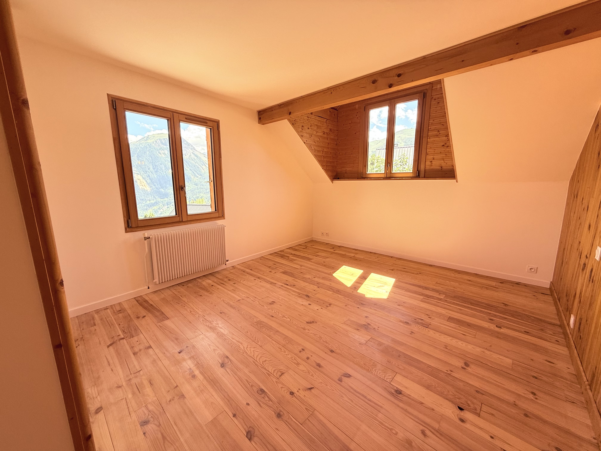 (73) LA TOUSSUIRE (La Rochette) - Superbe chalet rénové - Appartement indépendant - Vue - Sauna & Jacuzzi #15