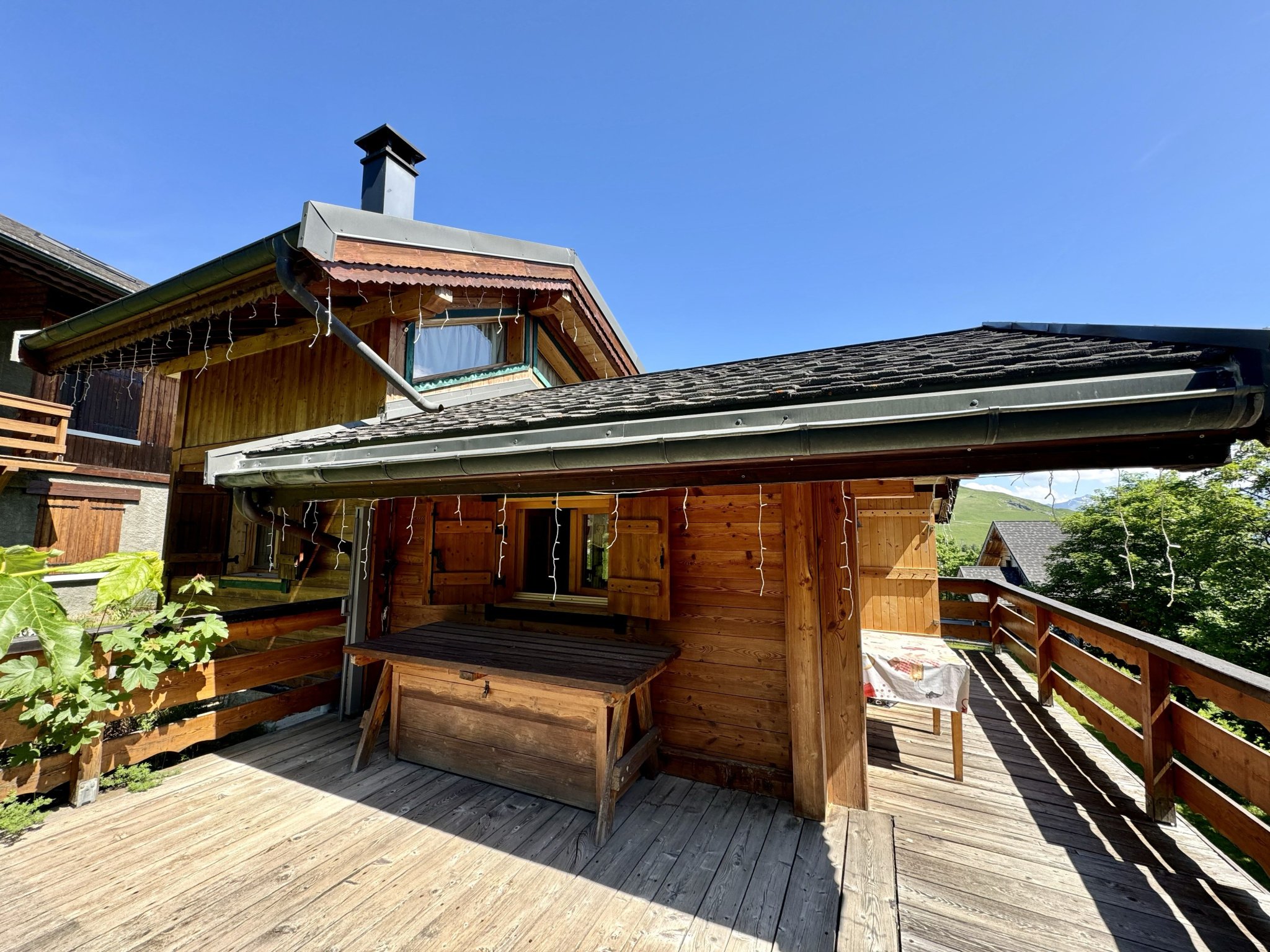 (73) LA TOUSSUIRE / DOMAINE DES SYBELLES / TRÈS JOLI CHALET / VUE DÉGAGÉE / BEL EXTERIEUR #18