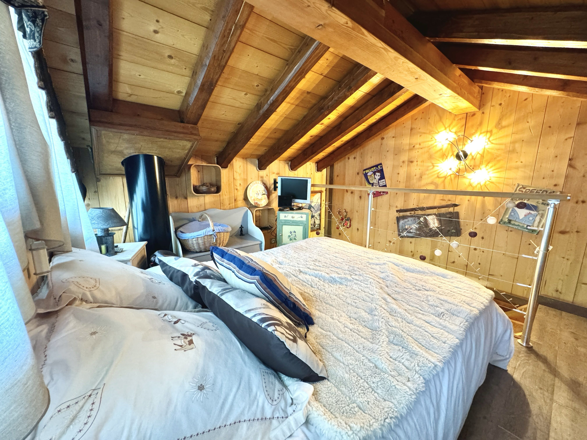 (73) LA TOUSSUIRE / DOMAINE DES SYBELLES / TRÈS JOLI CHALET / VUE DÉGAGÉE / BEL EXTERIEUR #16