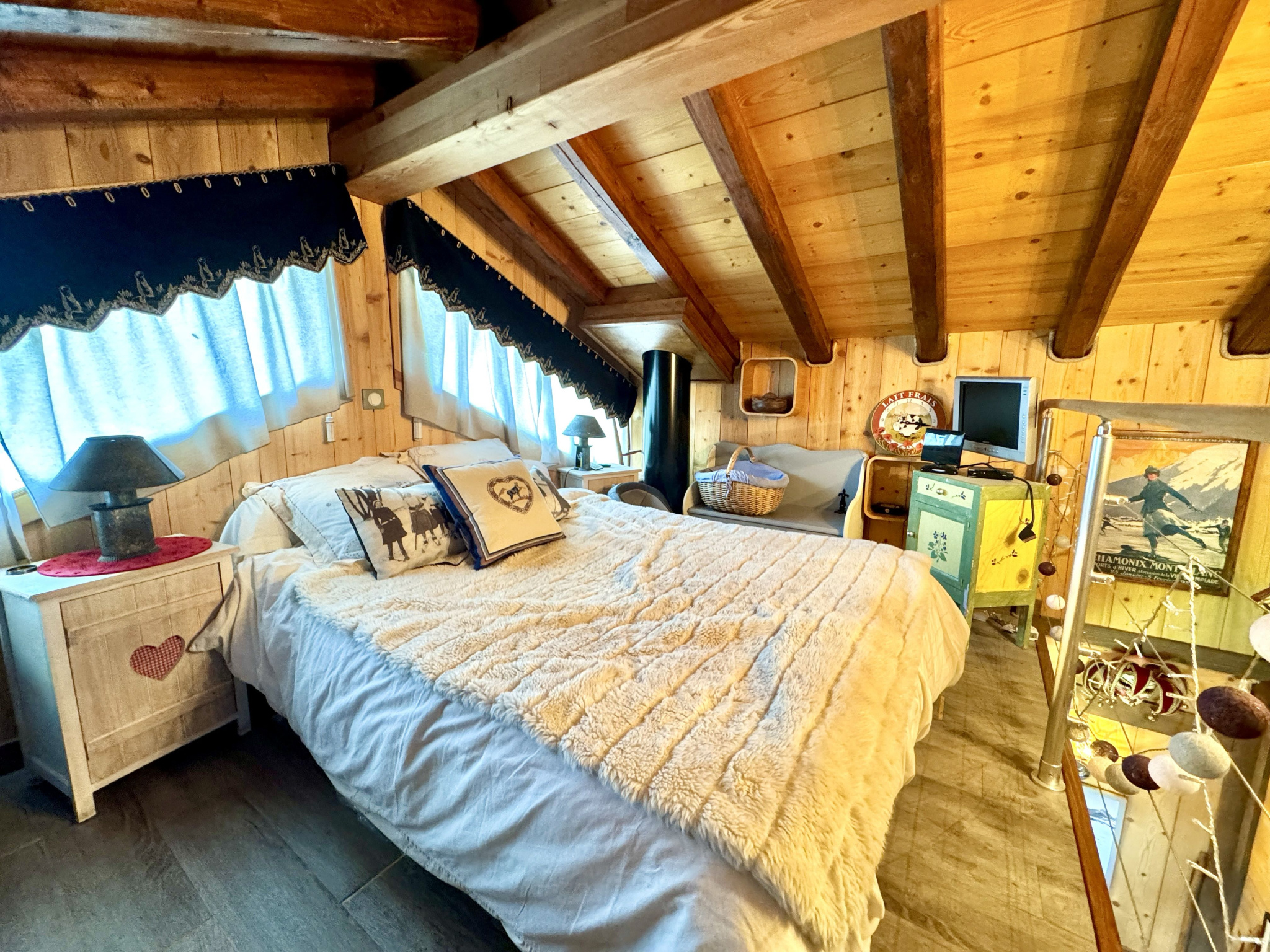 (73) LA TOUSSUIRE / DOMAINE DES SYBELLES / TRÈS JOLI CHALET / VUE DÉGAGÉE / BEL EXTERIEUR #4