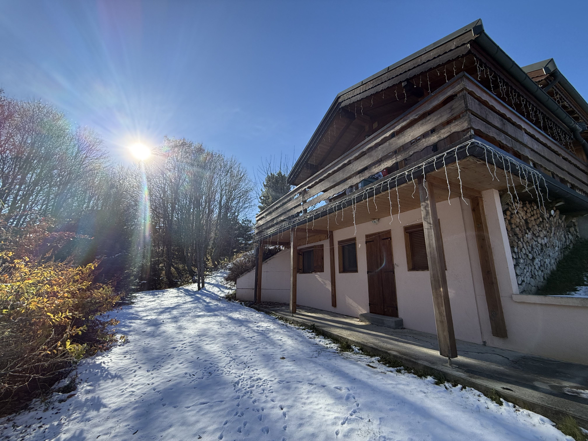 (73) LA TOUSSUIRE / DOMAINE DES SYBELLES / TRÈS JOLI CHALET / VUE DÉGAGÉE / BEL EXTERIEUR #7
