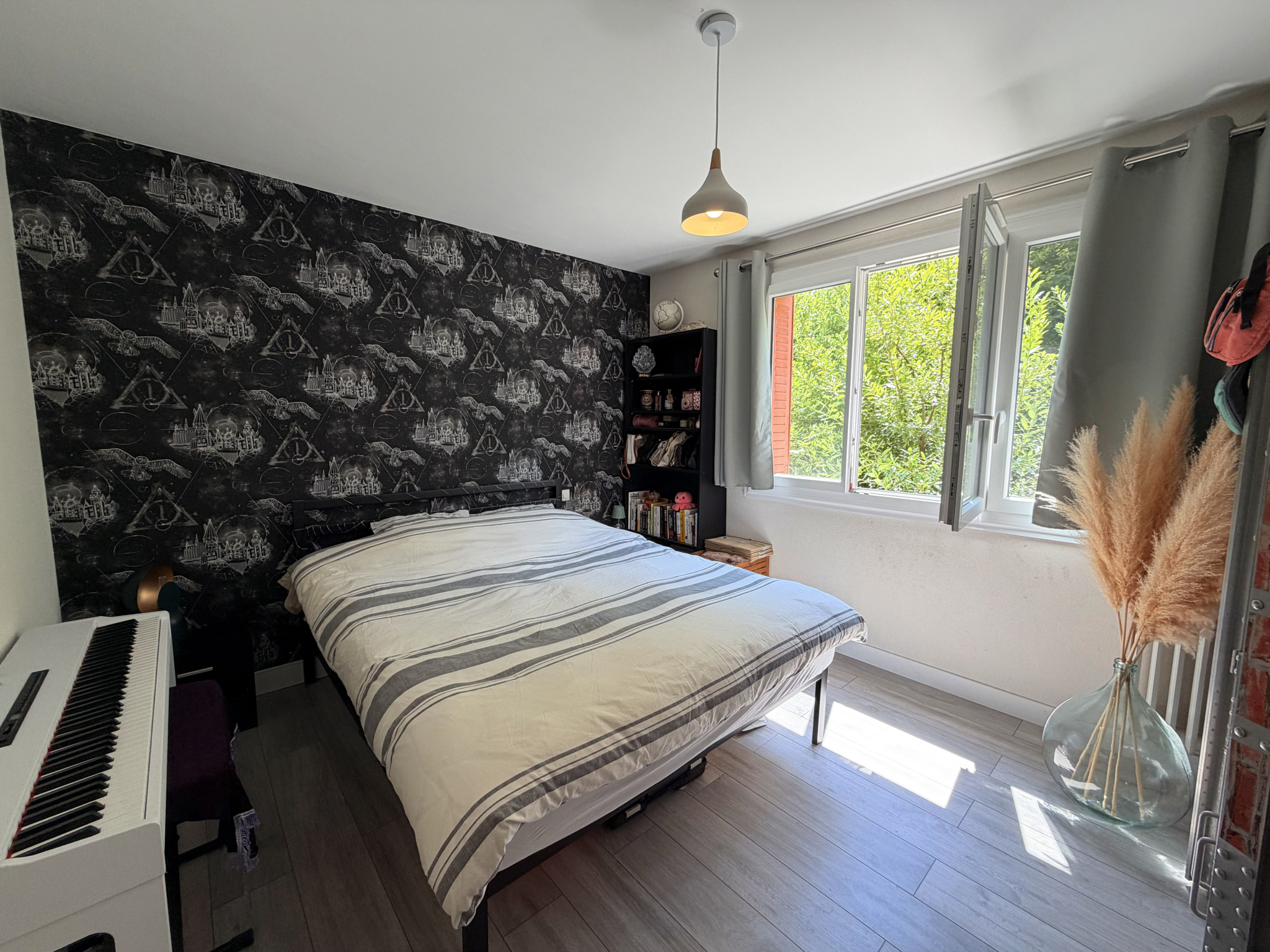 (73) Saint-Jean-de-Maurienne - Appartement T3 entièrement rénové - 2 chambres - 2 balcons - Garage - Cave - As #10
