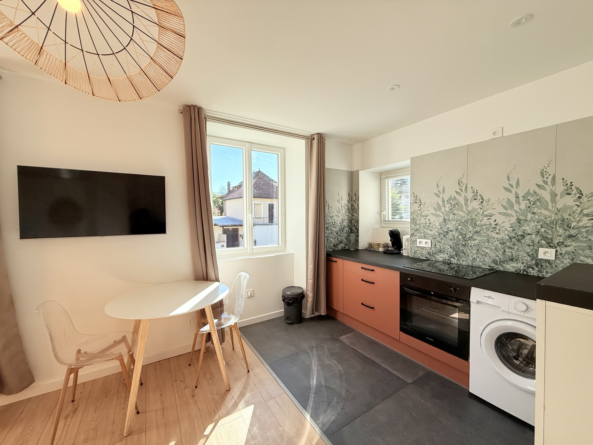 (73) SAINT-JEAN-DE-MAURIENNE - Rare Bâtiment centre - 2 T2 - Studio - Local commercial - Combles aménageables #22