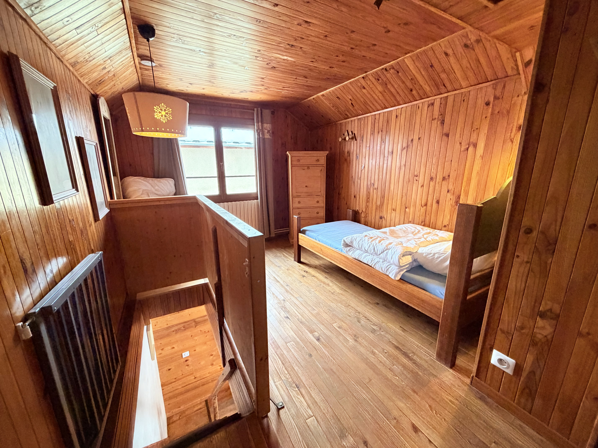 (73) ALBIEZ-MONTROND - Appartement lumineux 42,5m2 - Petite copropriété - Exposition Sud - Place de parking #10